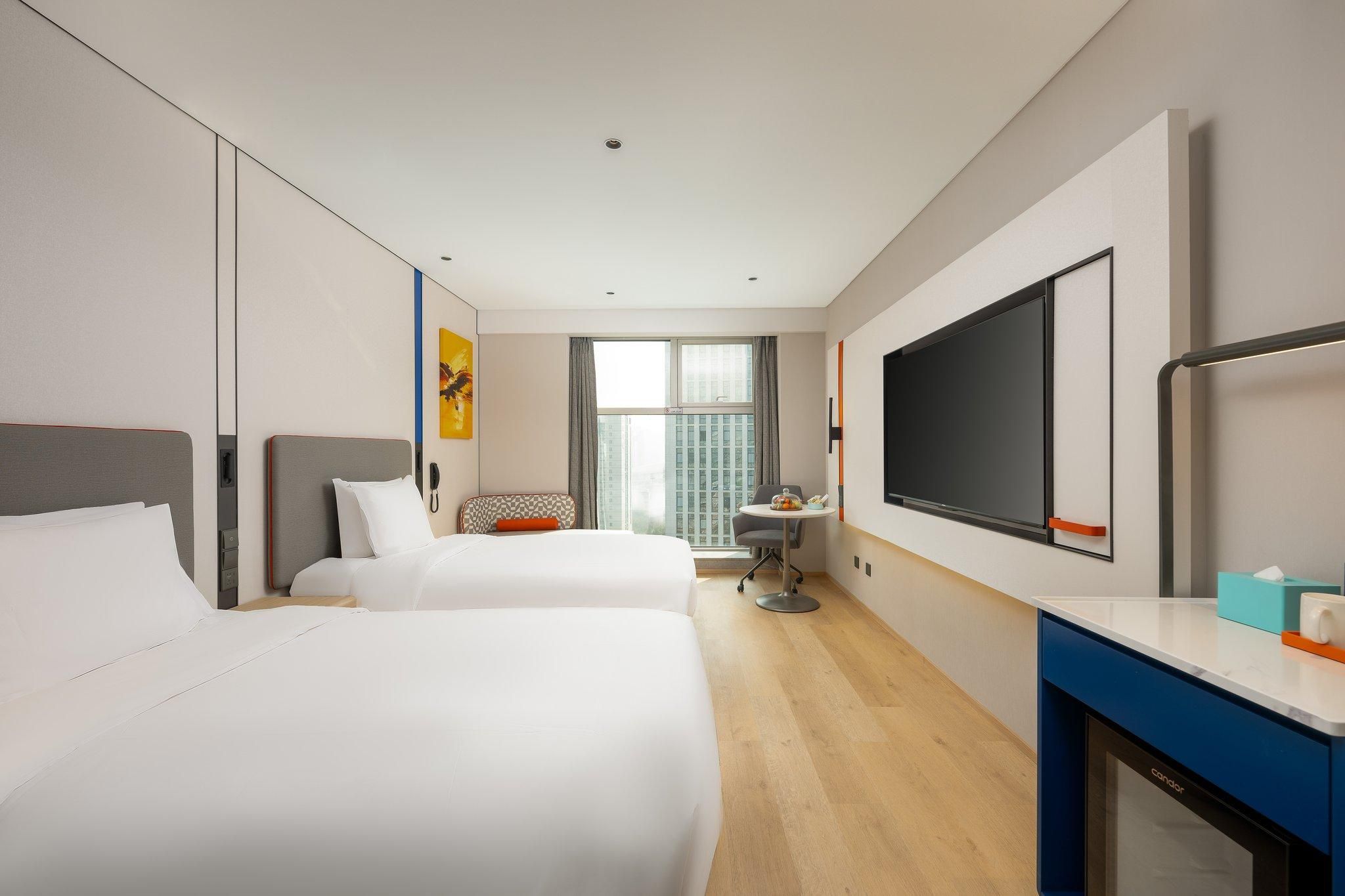 2 Single Standard High Floor