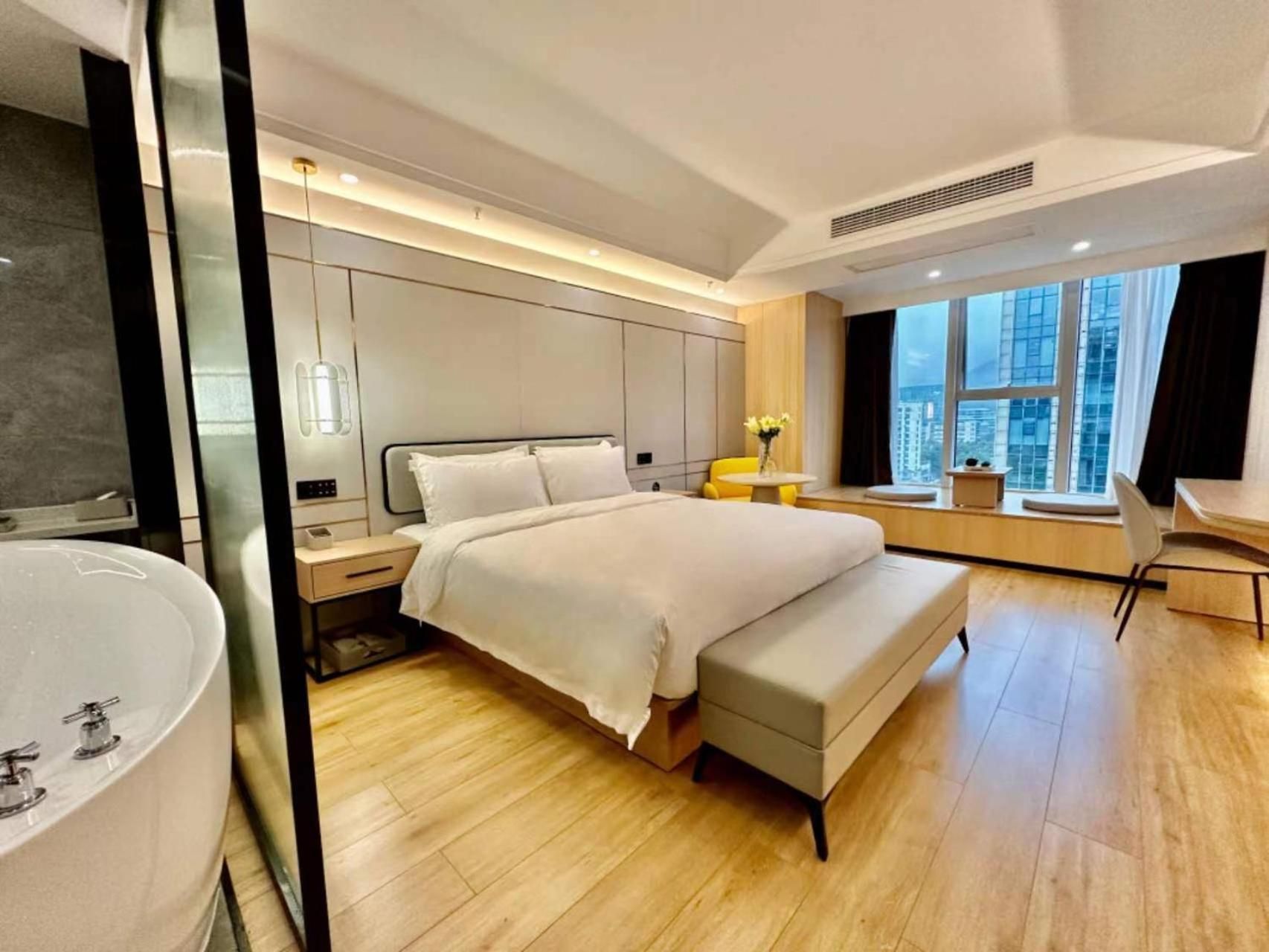 Queen Room