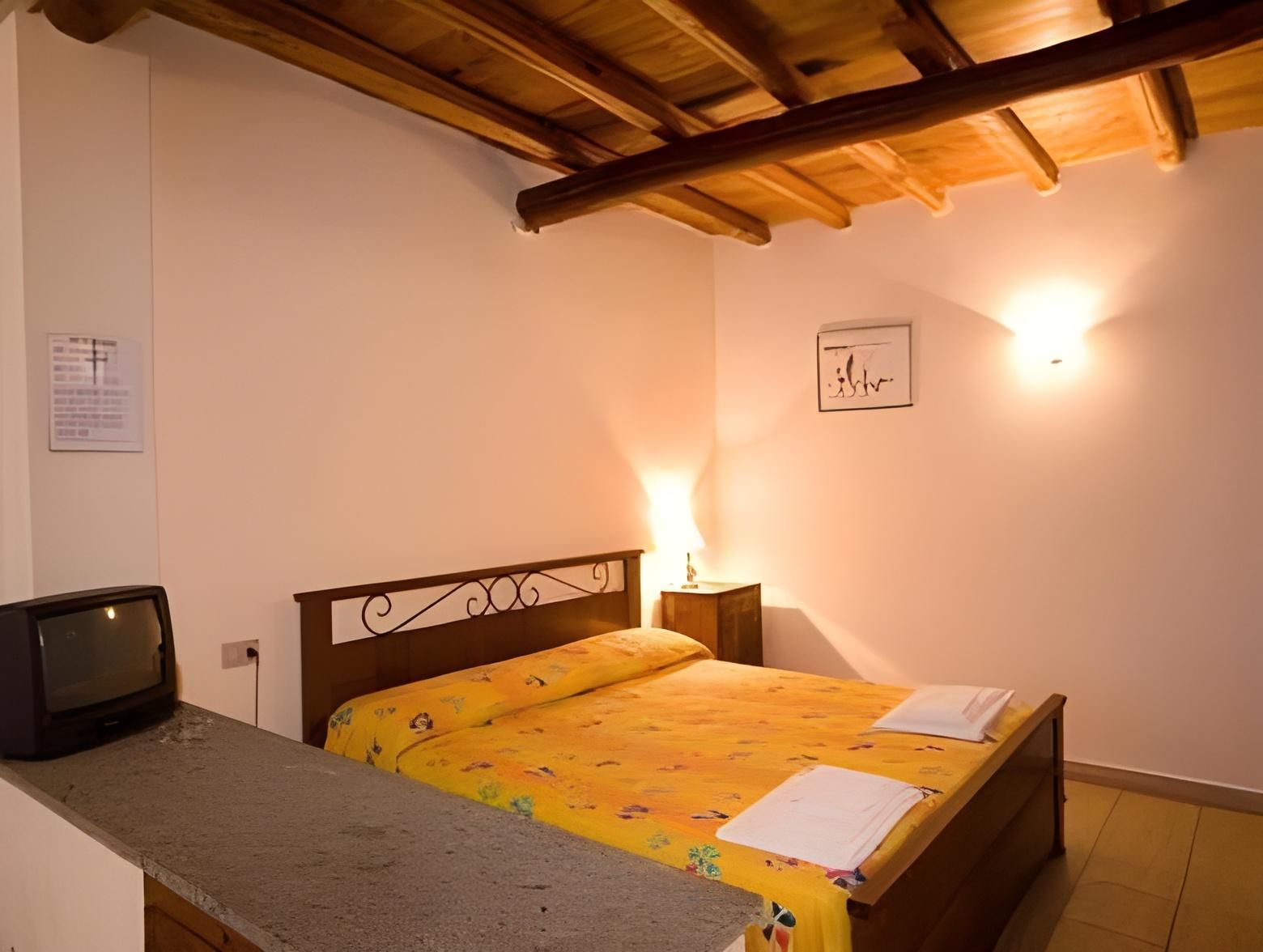 Double Room - Split Level