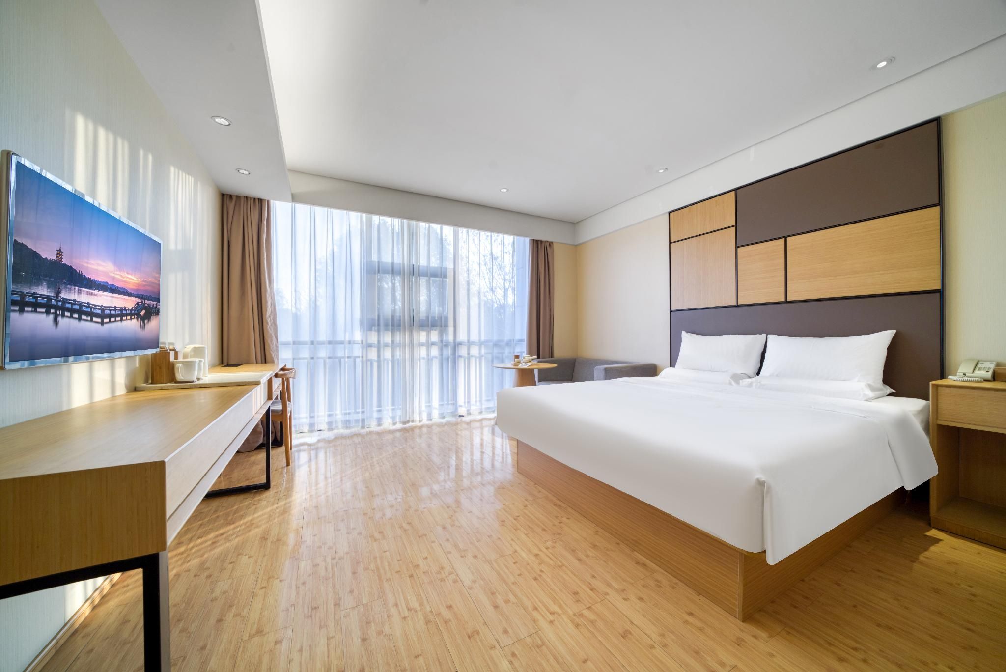 Business Queen Bed Room