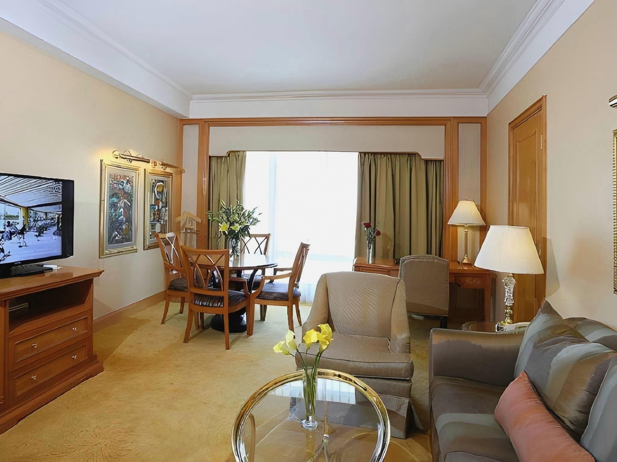 Regency Hotel Business Suite 3