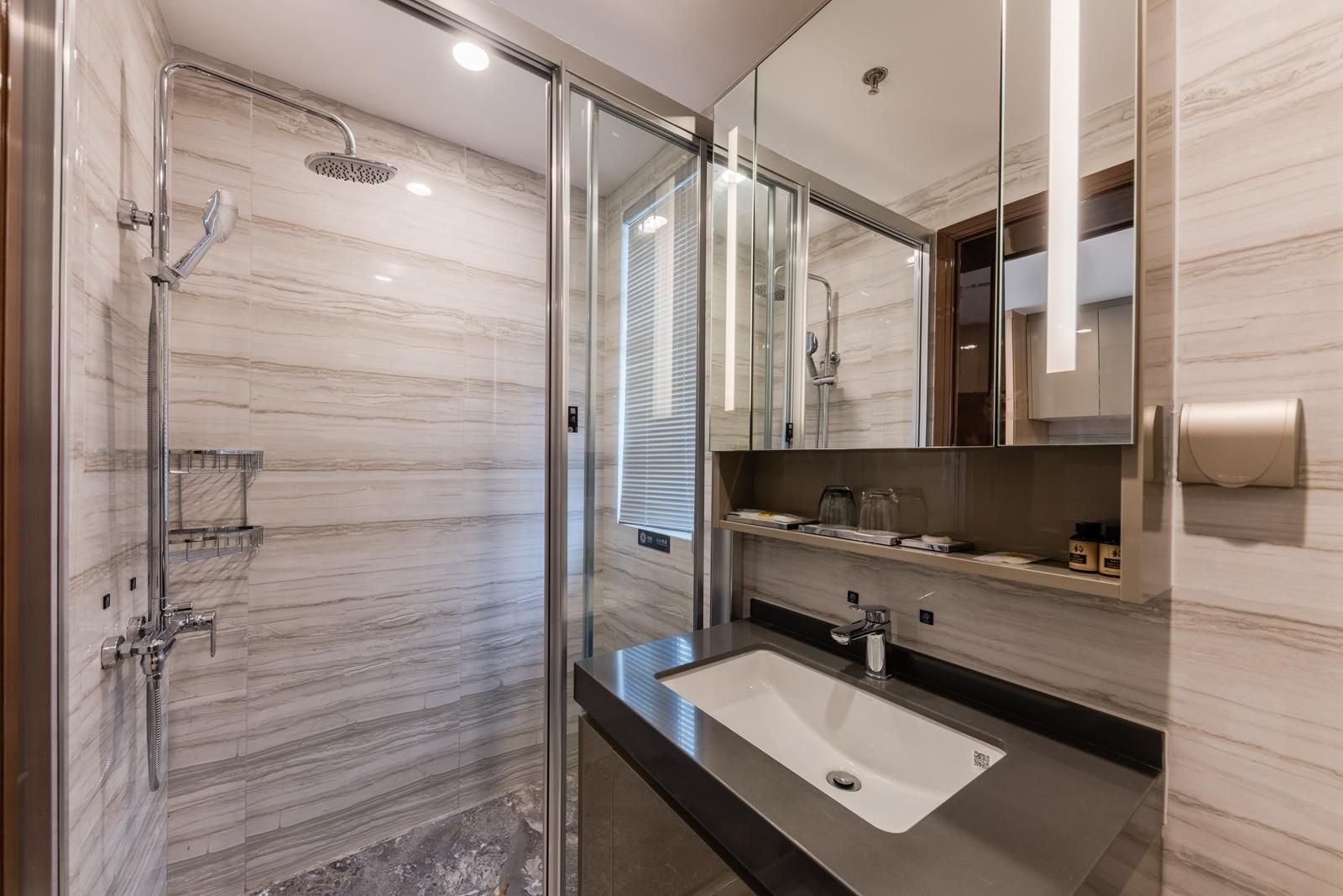 Floral Hotel Shantou Haiqin Bay Homestay Hotel Special Queen Room 3