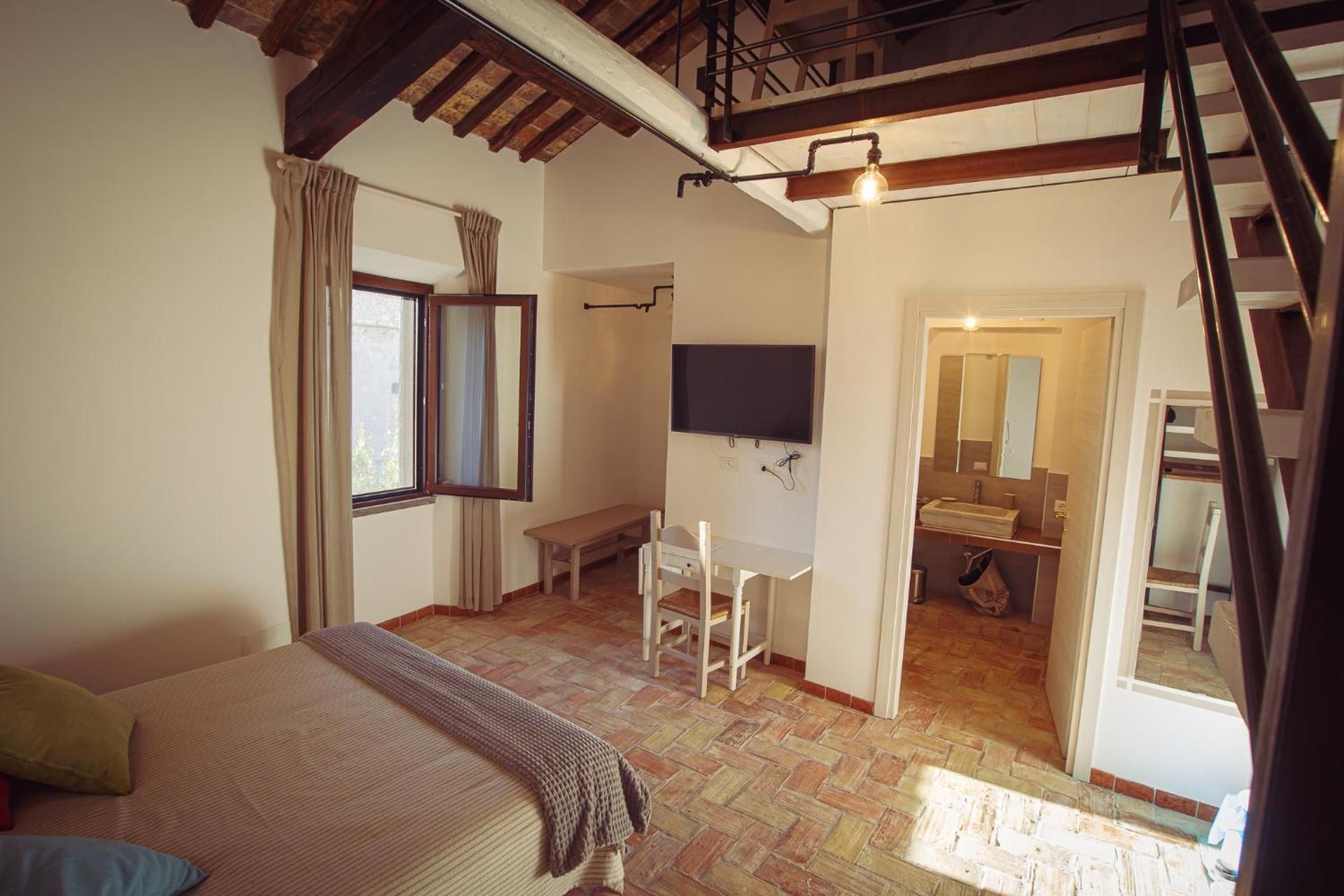 Triple Room with Private Bathroom