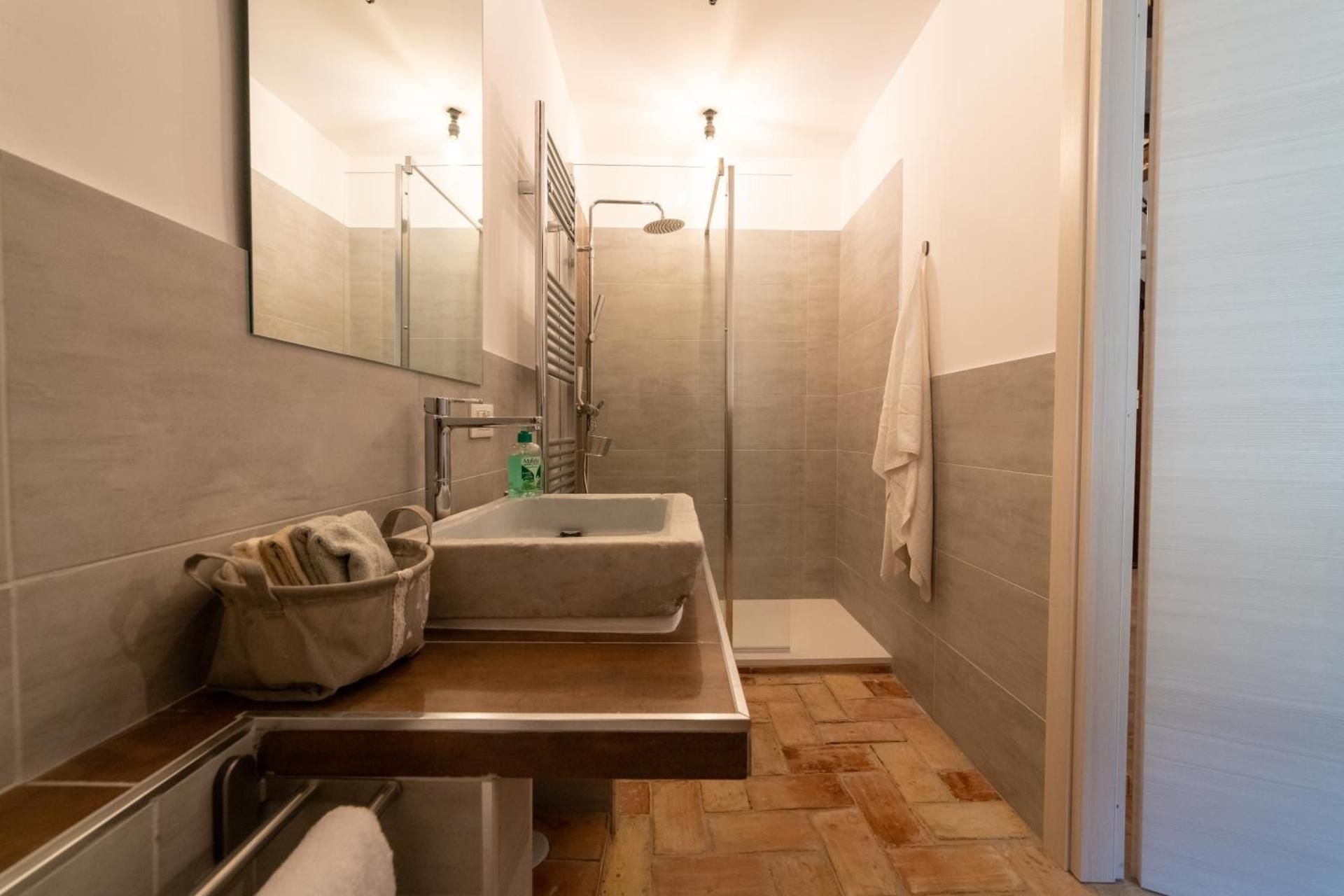 Quadruple Room with Private Bathroom