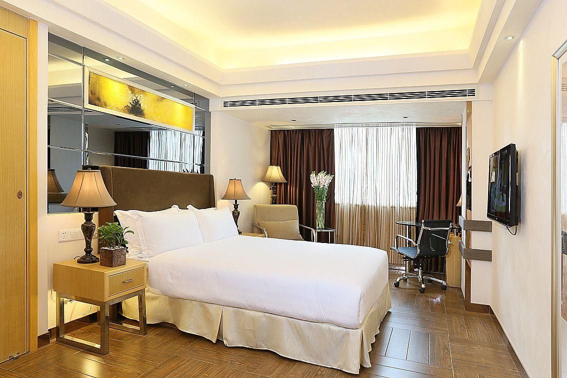 REGENCY APARTMENT Standard Queen Room