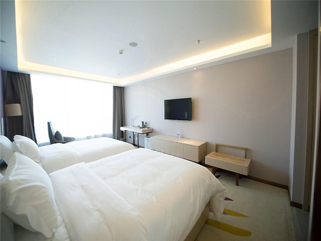 Twin Deluxe Room