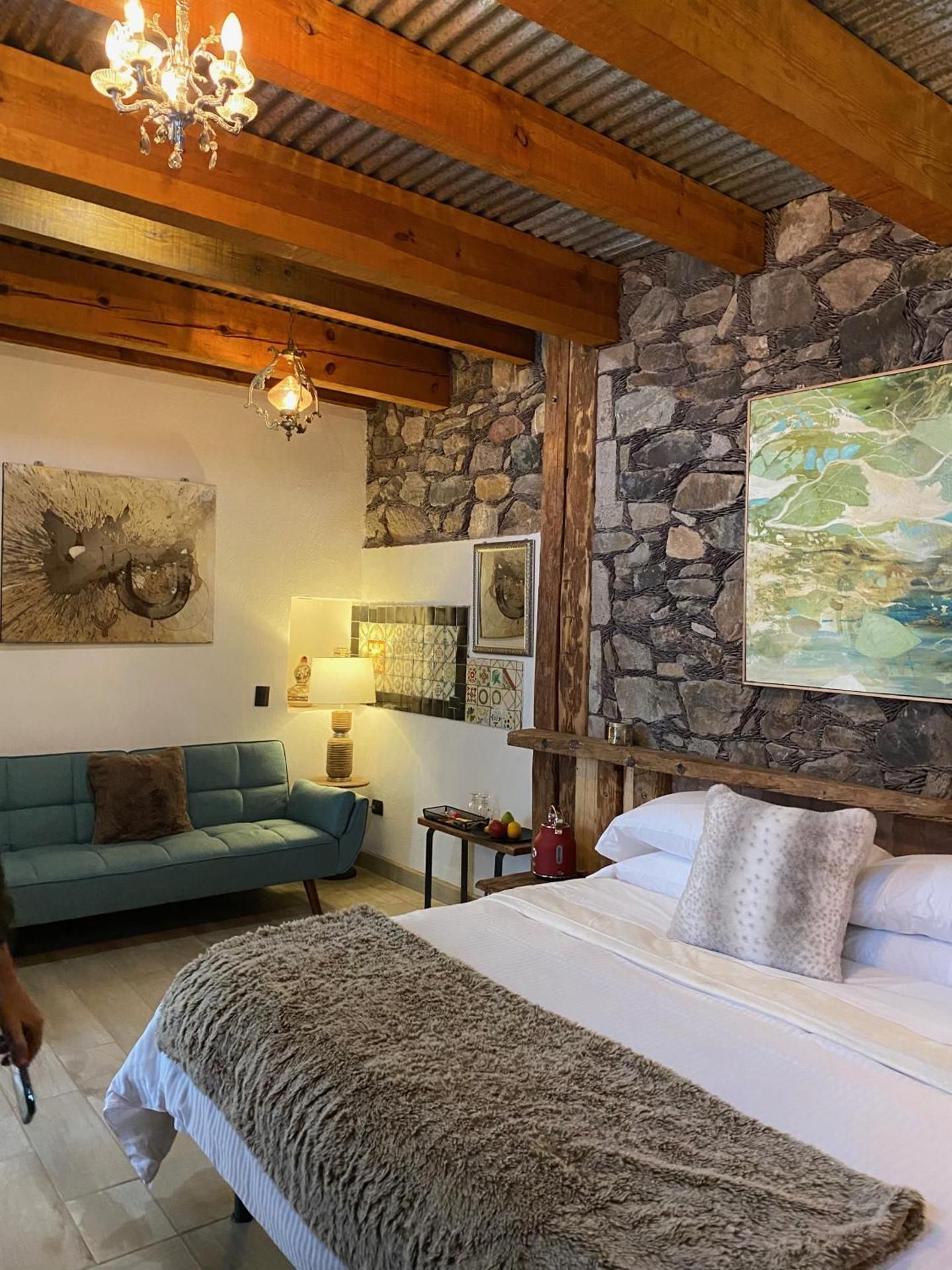 Superior King Suite