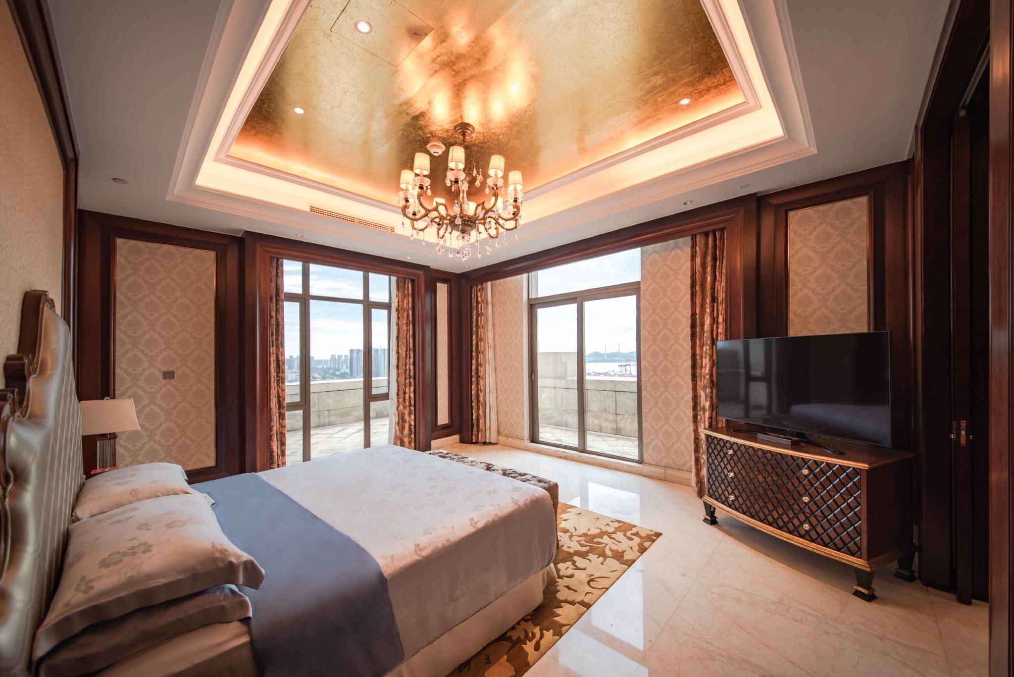 Concierge level, 2 Bedroom Presidential Suite, Bedroom 1: 1 King, Bedroom 2: 1 King, Sea view