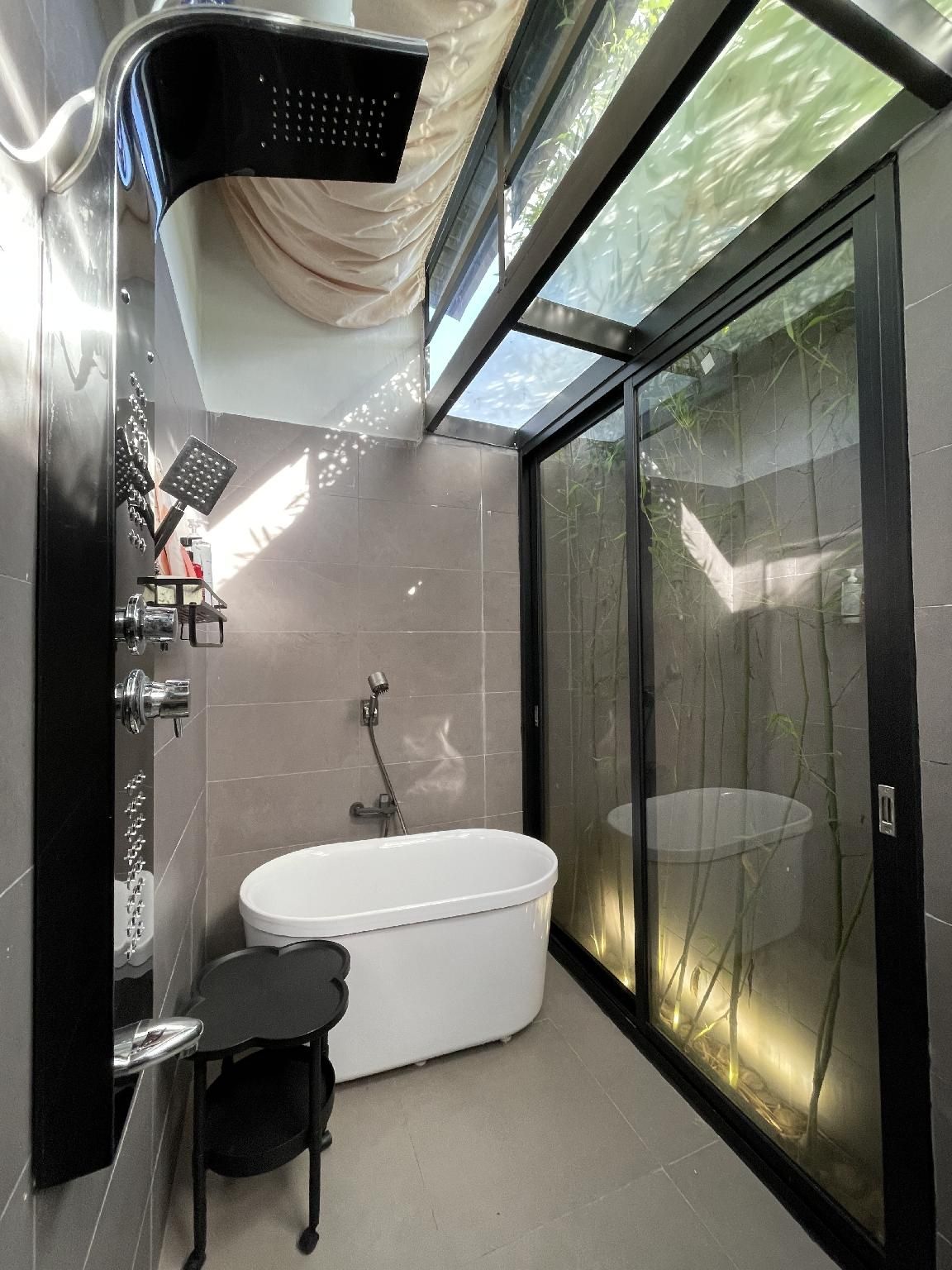 King Studio Suite