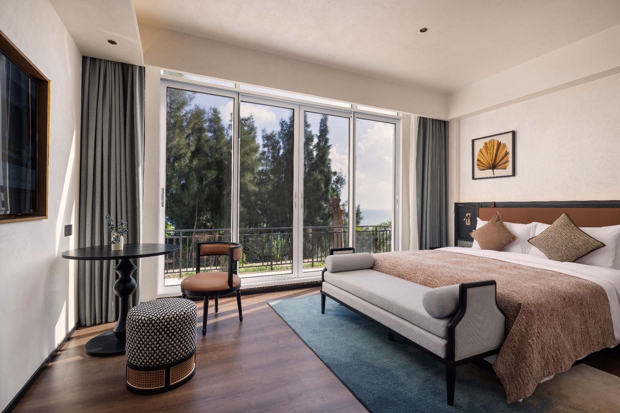 Moonrise Sea View Queen Room