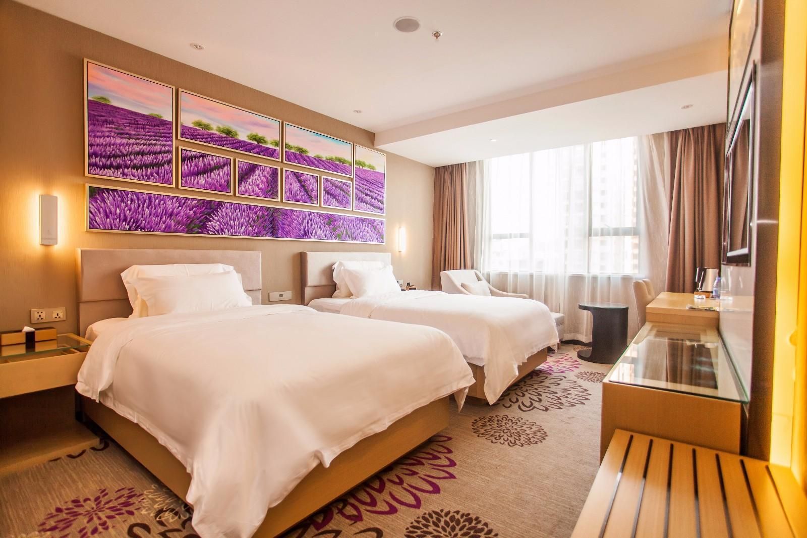 Twin Deluxe Room