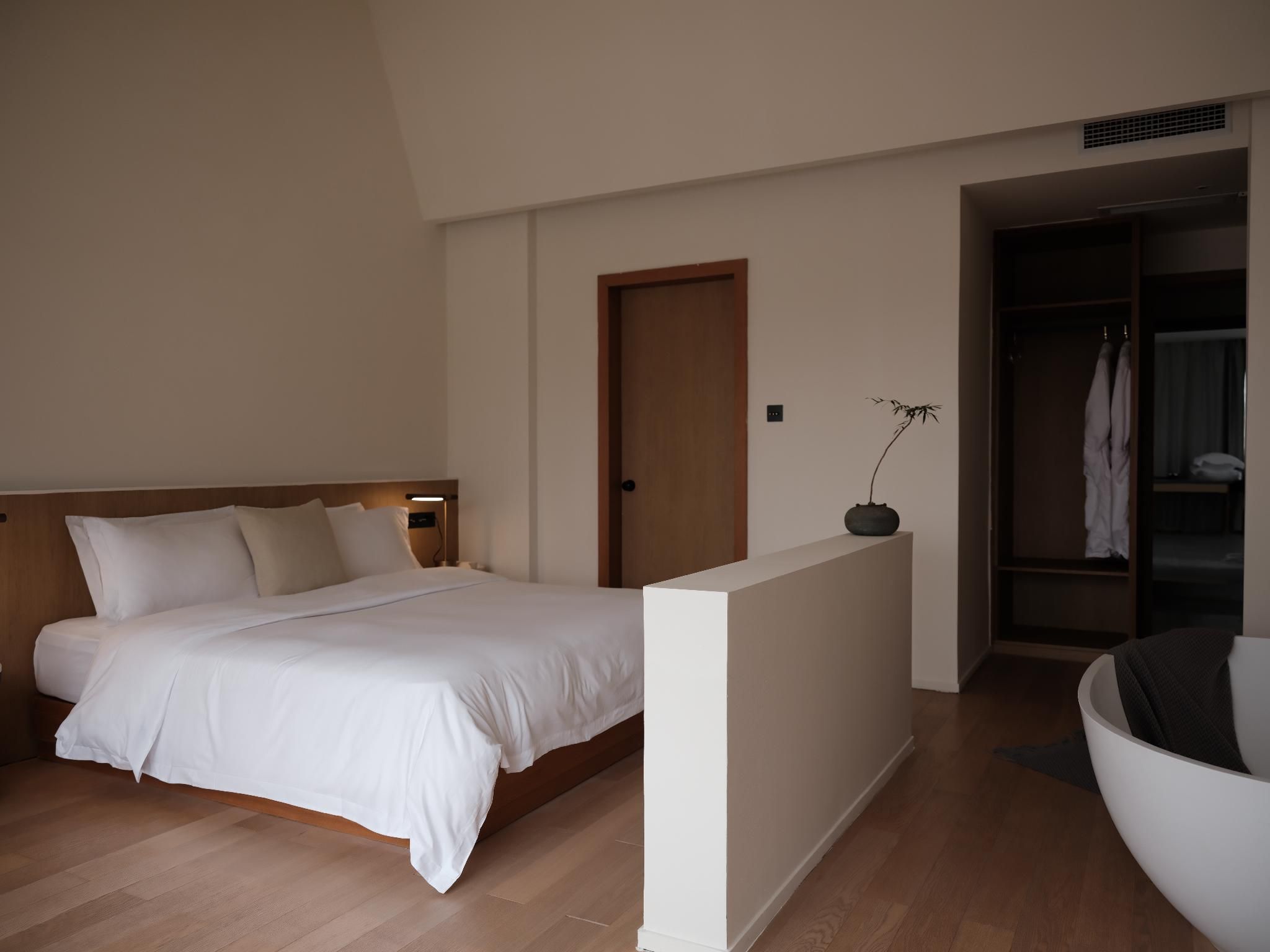 2 Bedroom Family Suite