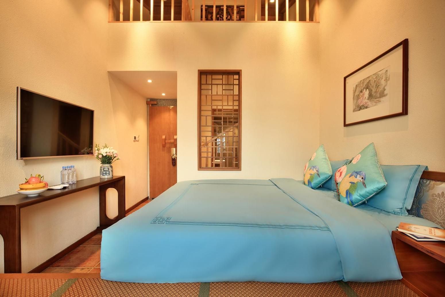 Family Loft-free pick up available for minimum 2 nights stay