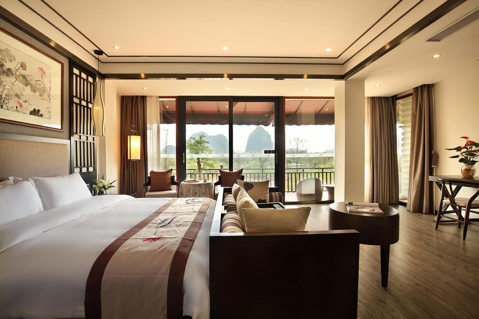 View King Bed