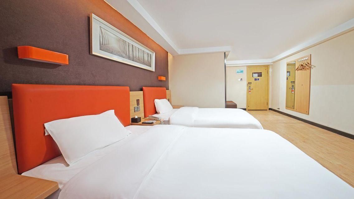 Featured Twin Room