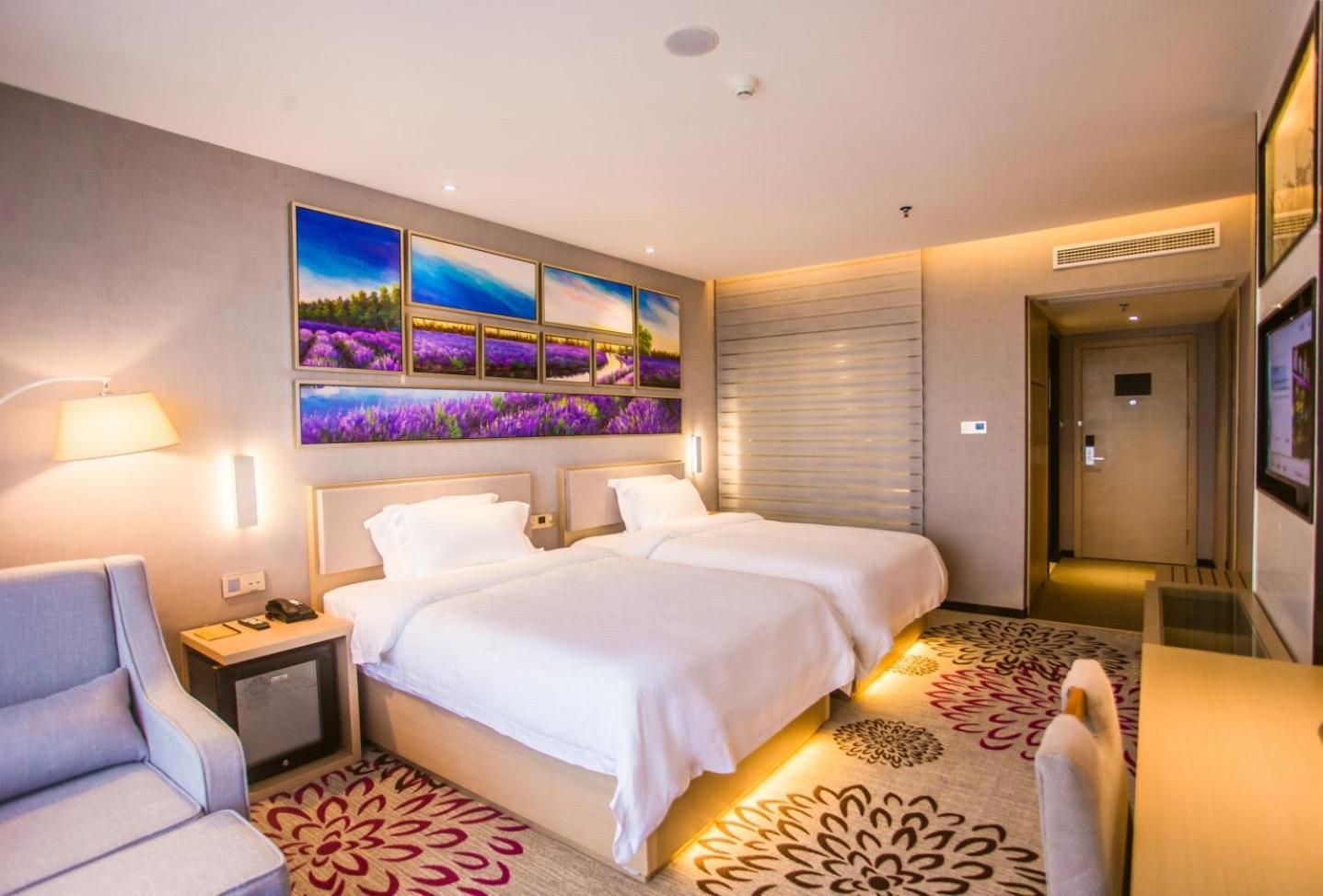 Twin Deluxe Room