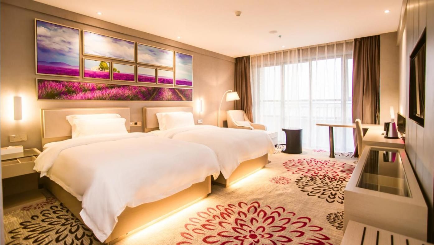 Twin Deluxe Room