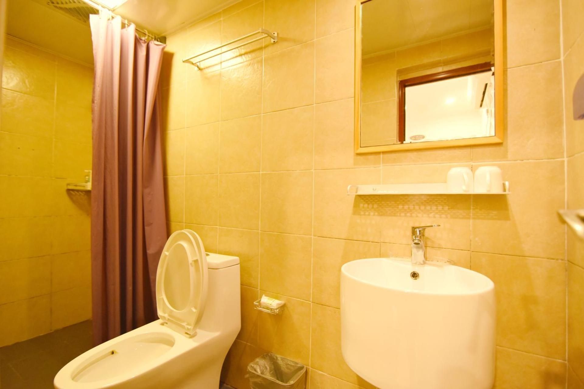 Standard King Room
