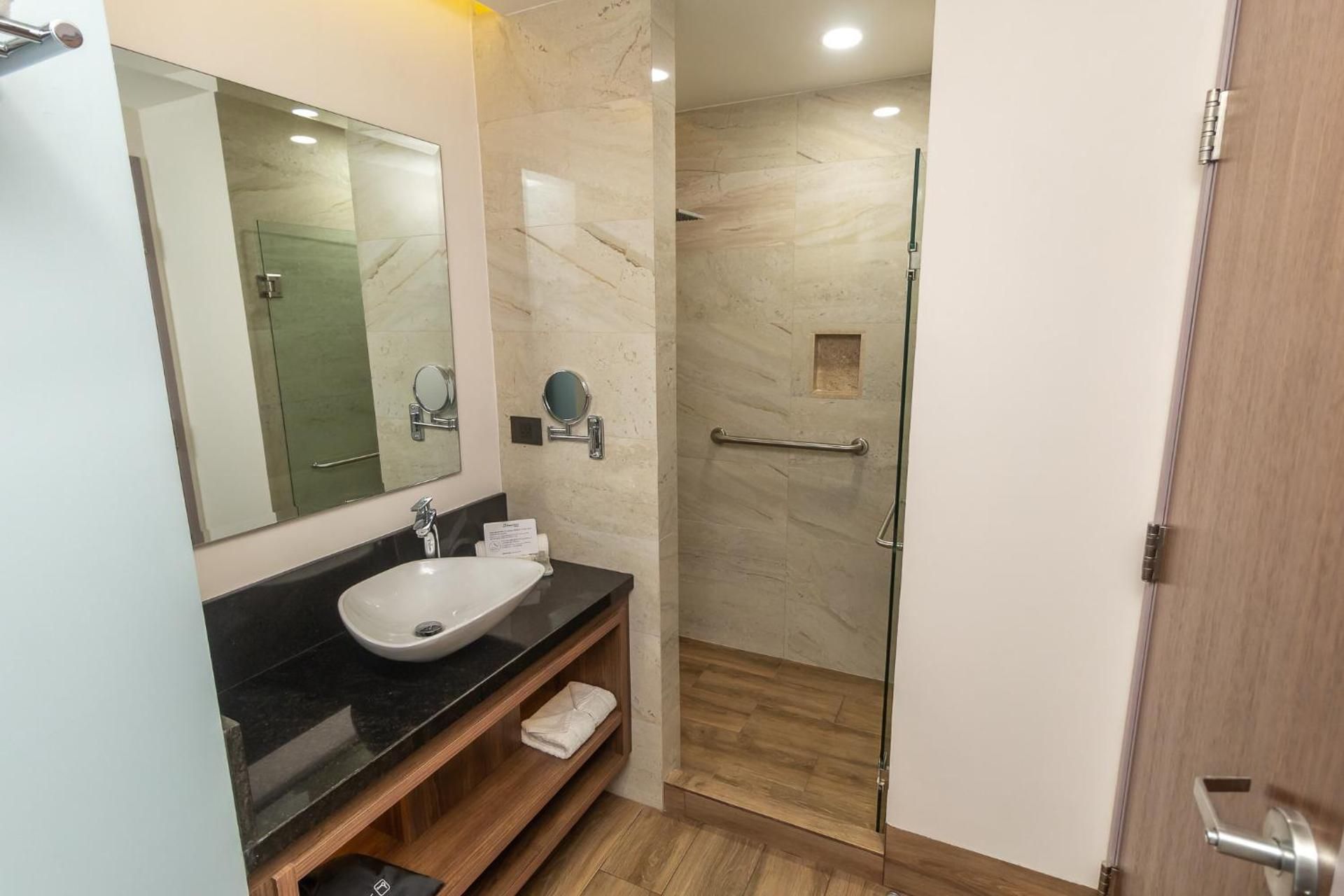 Hoteles Piedra Alta by De Los Perez Superior Twin Room 3