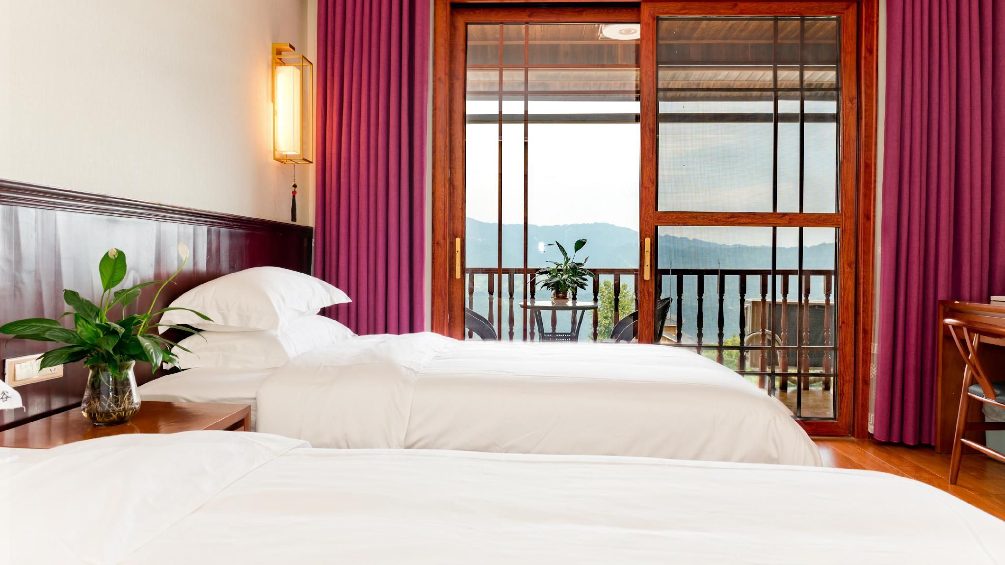 Landscape Twin Room