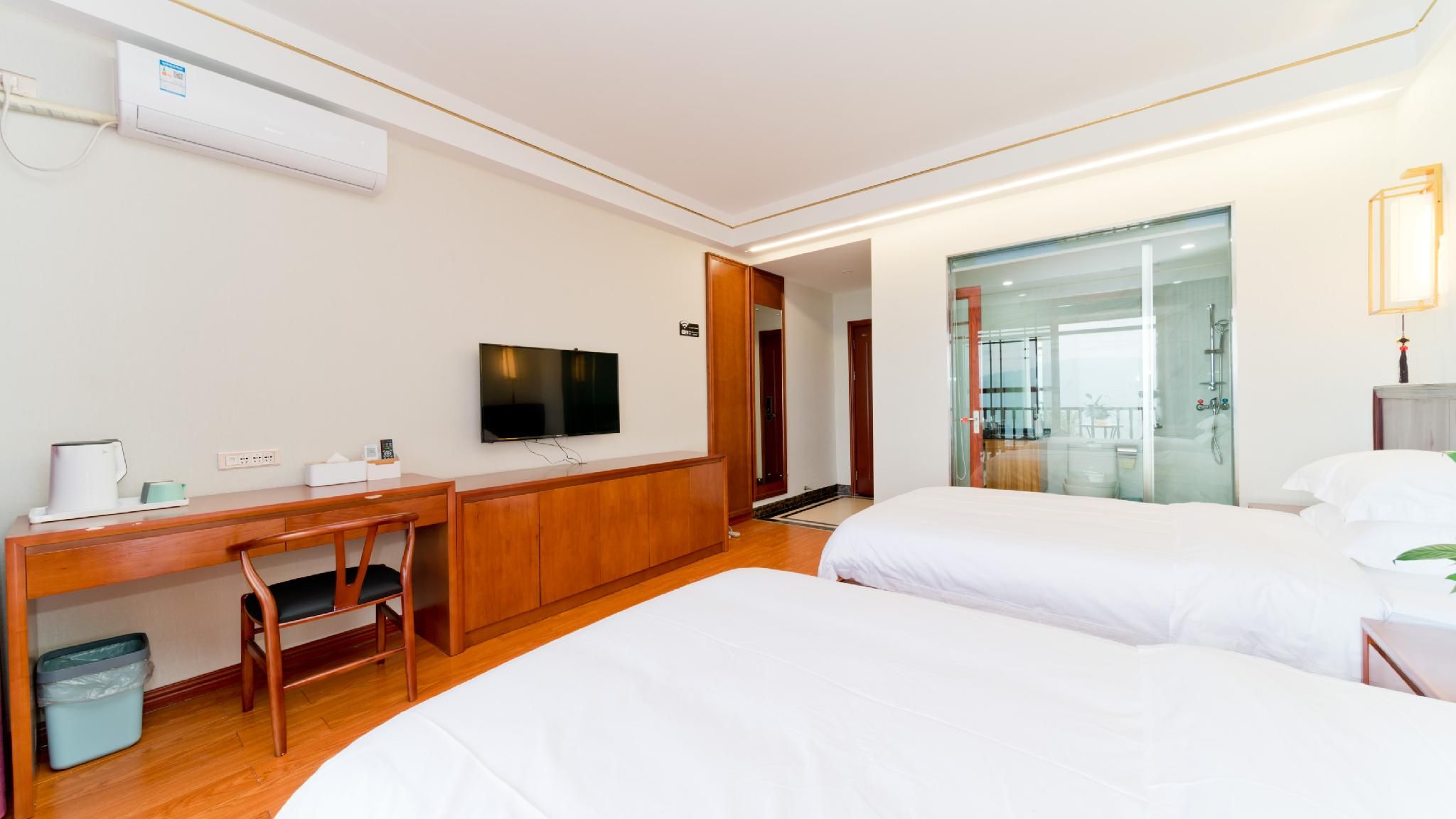 Landscape Twin Room
