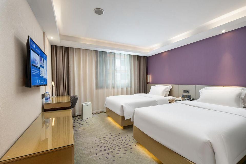 Twin Deluxe Room