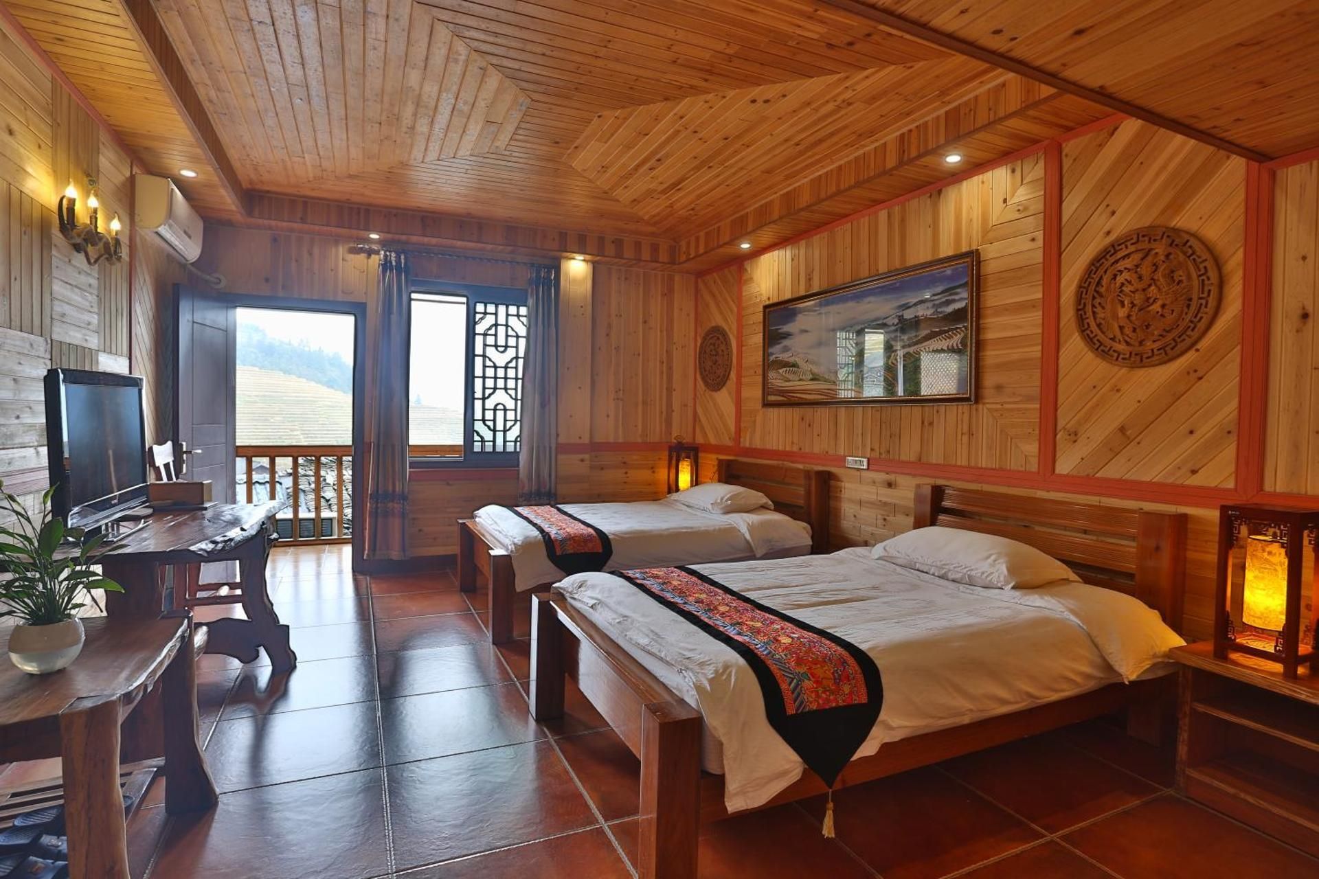Deluxe Twin Room with View