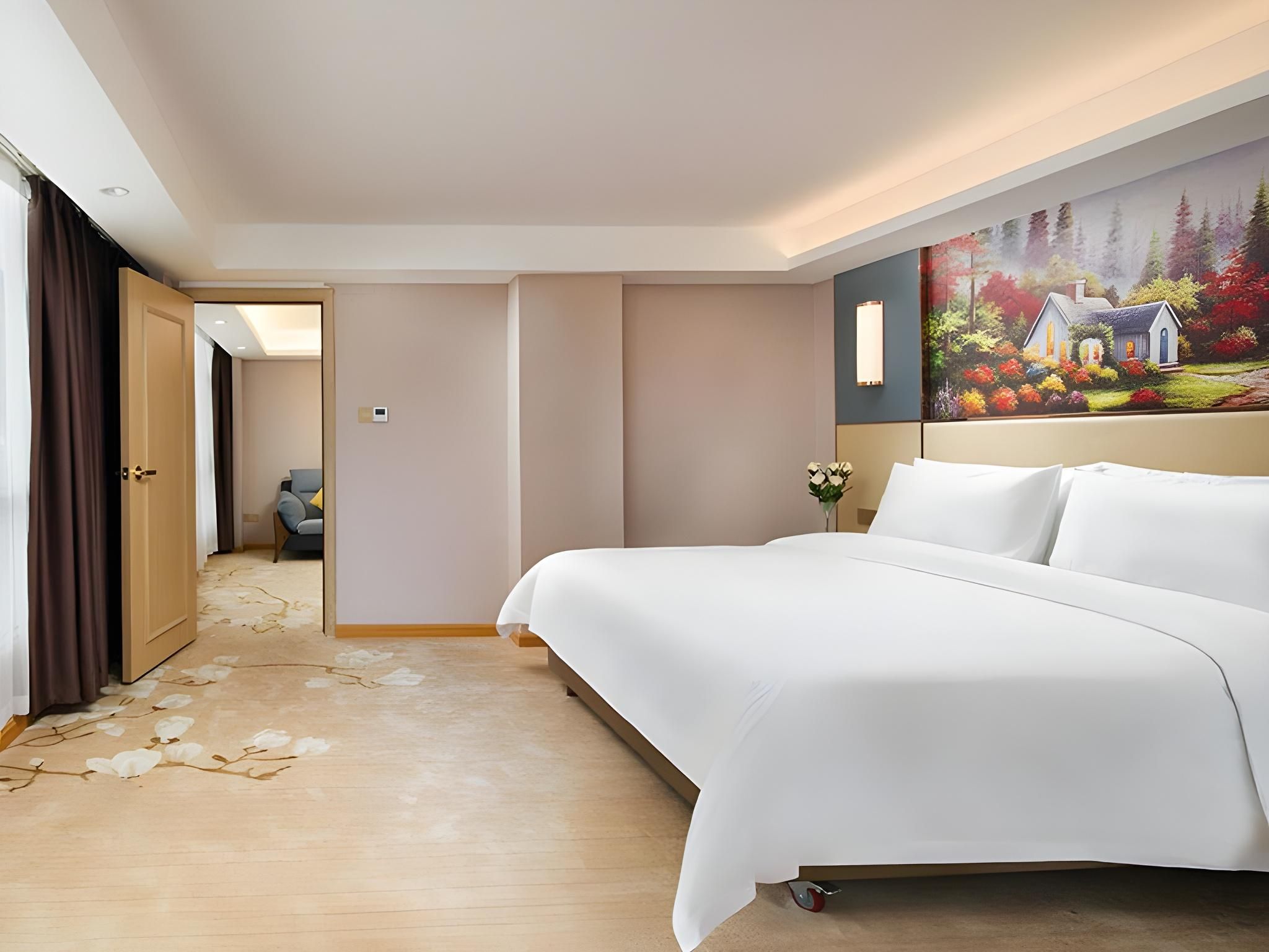 Suite with View