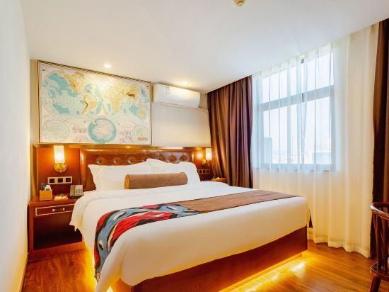 James Joyce - Chunxiang Bed Room
