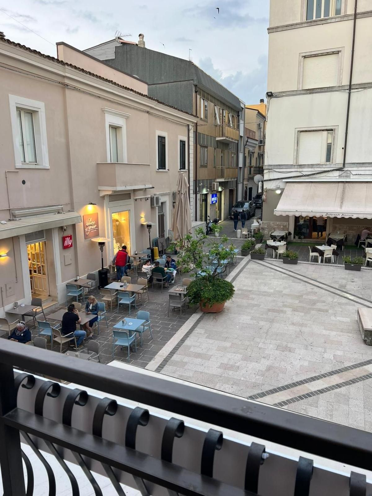 Apartment with Balcony