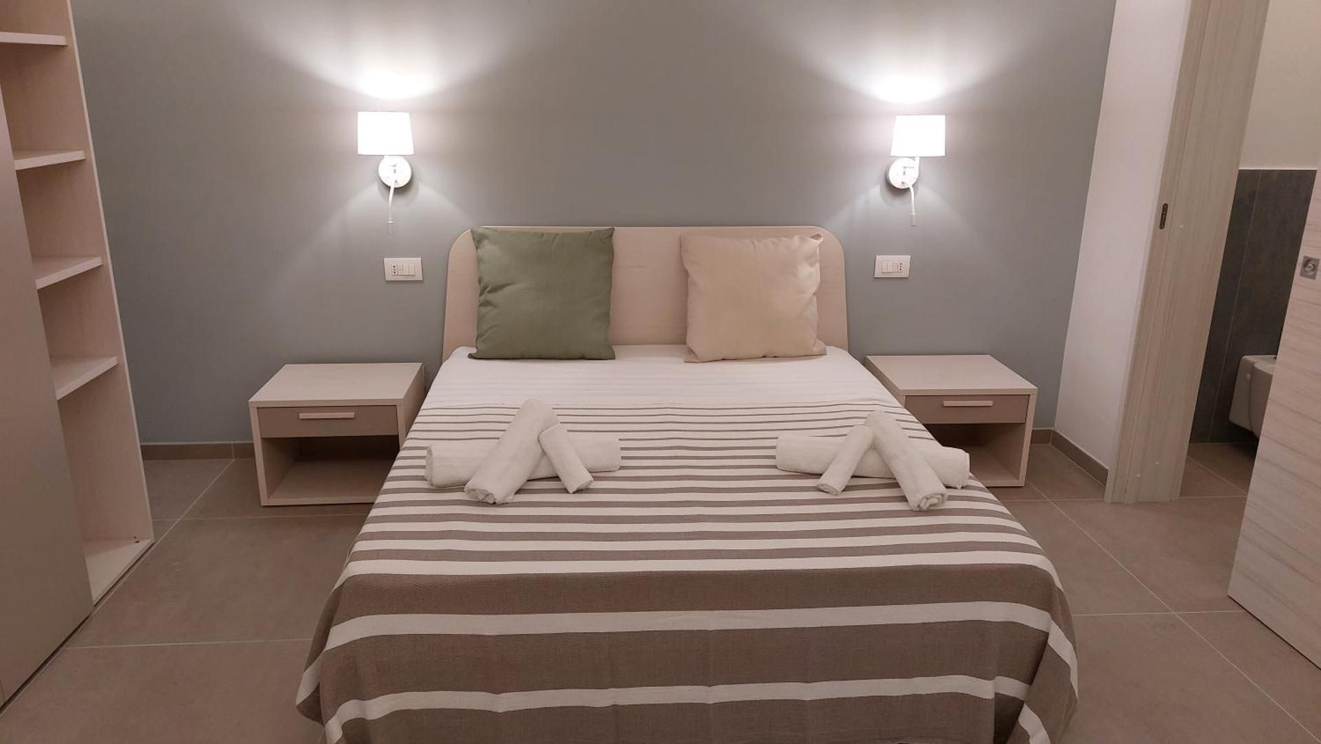 Large Double Room