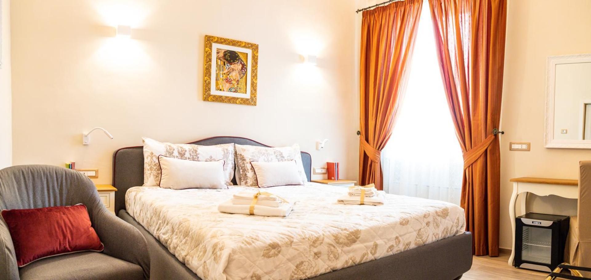 Deluxe King Room