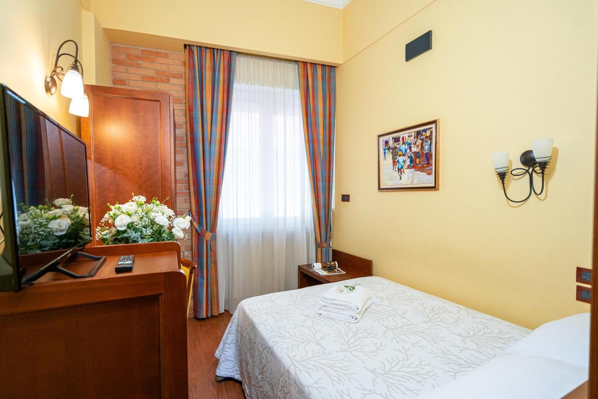 Budget Single Room