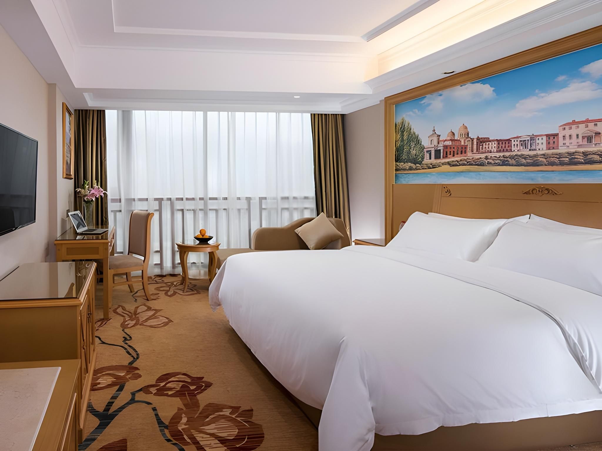 Vienna - 1 Bed Room with View