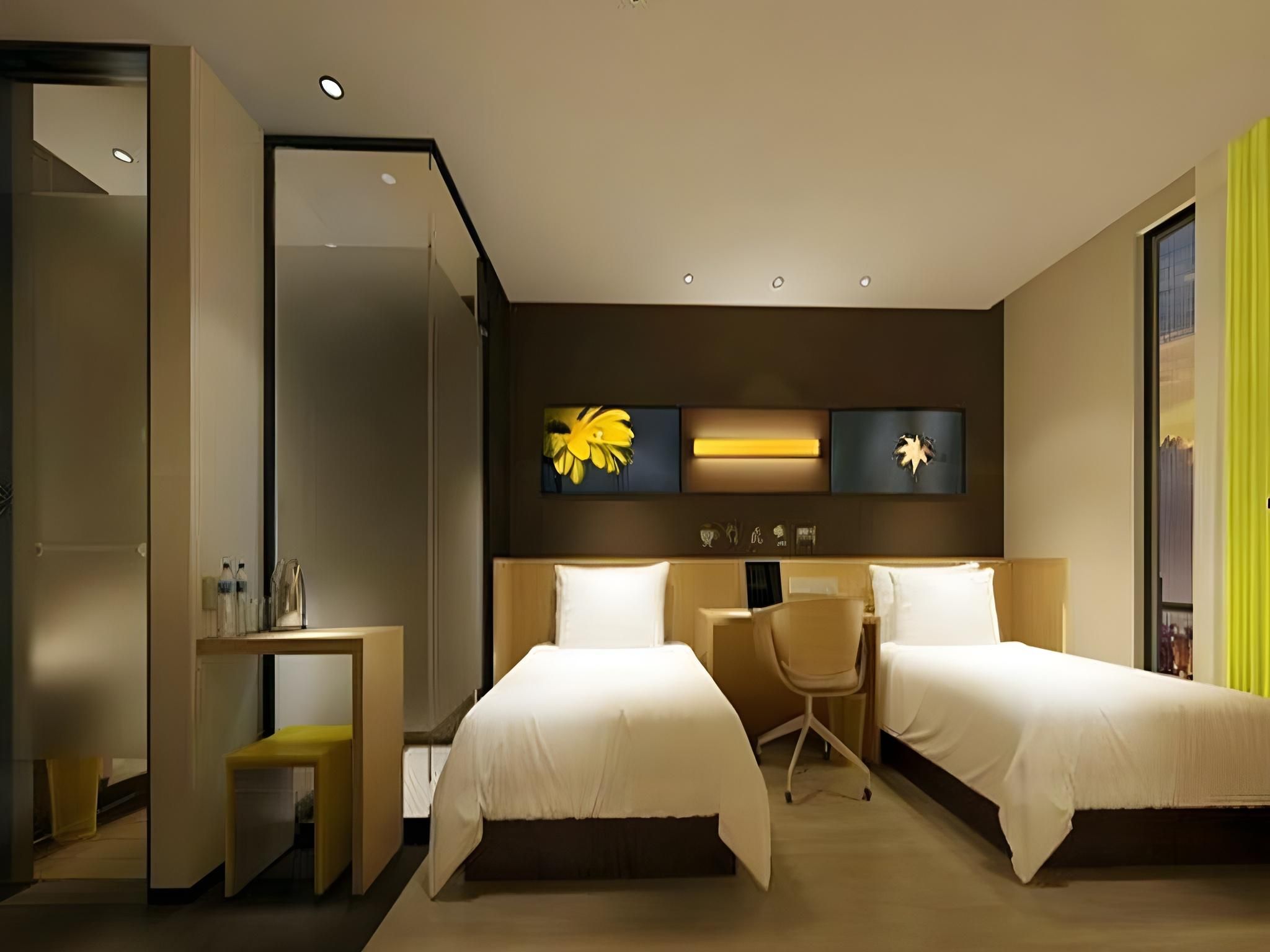 Business Twin Room