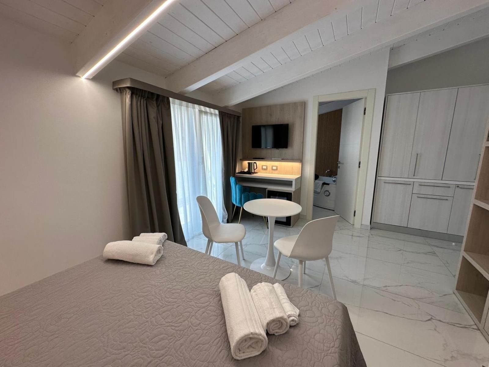 Quadruple Room with Bath