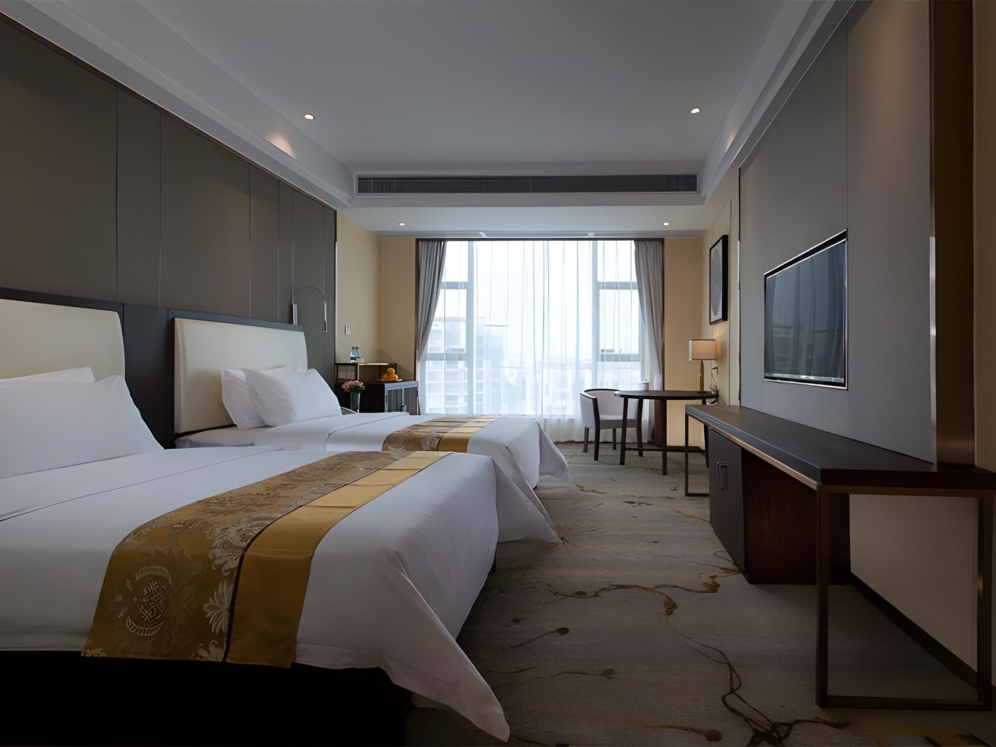 Suite with View