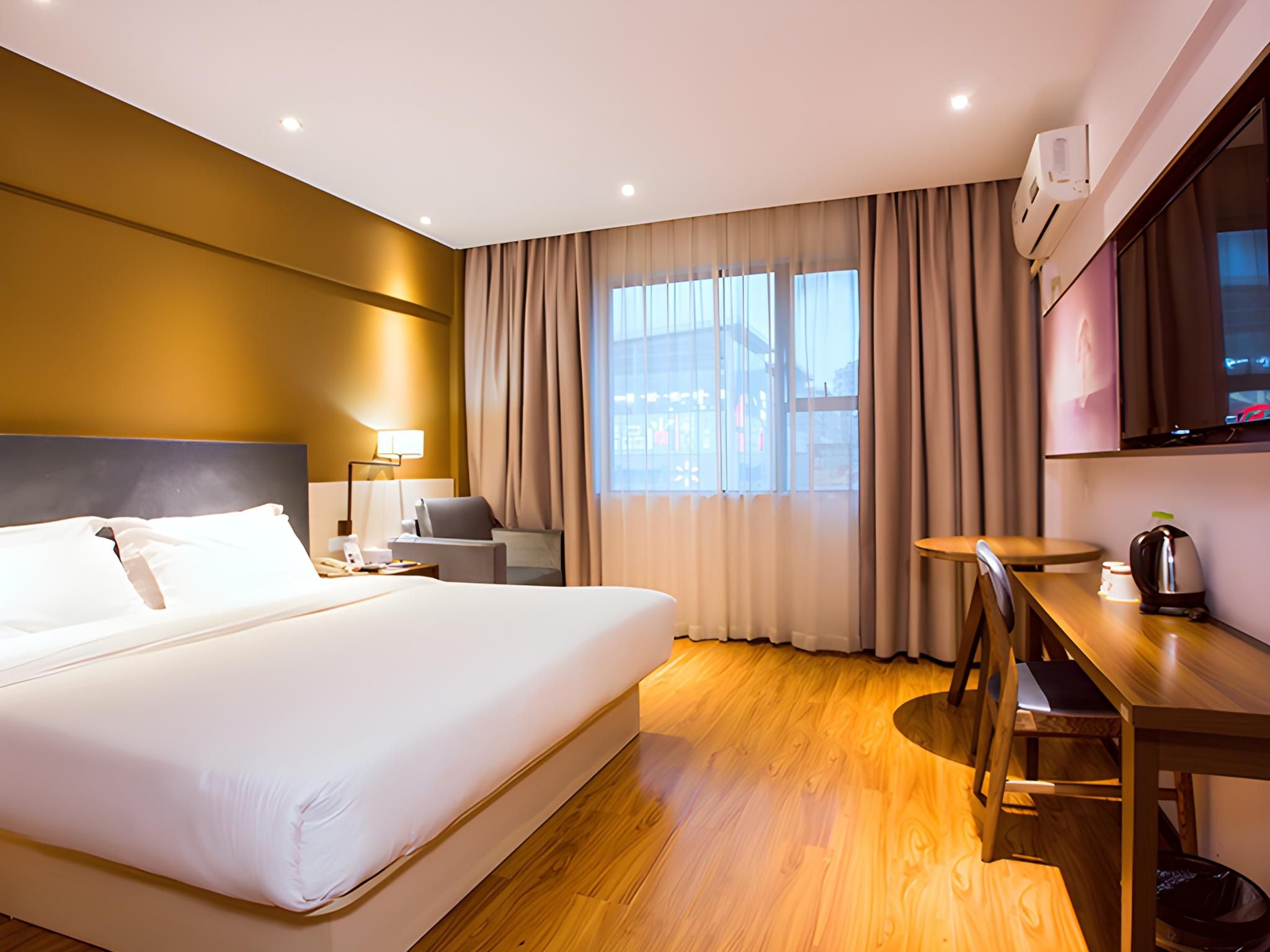 Dossen - Select Bed Room