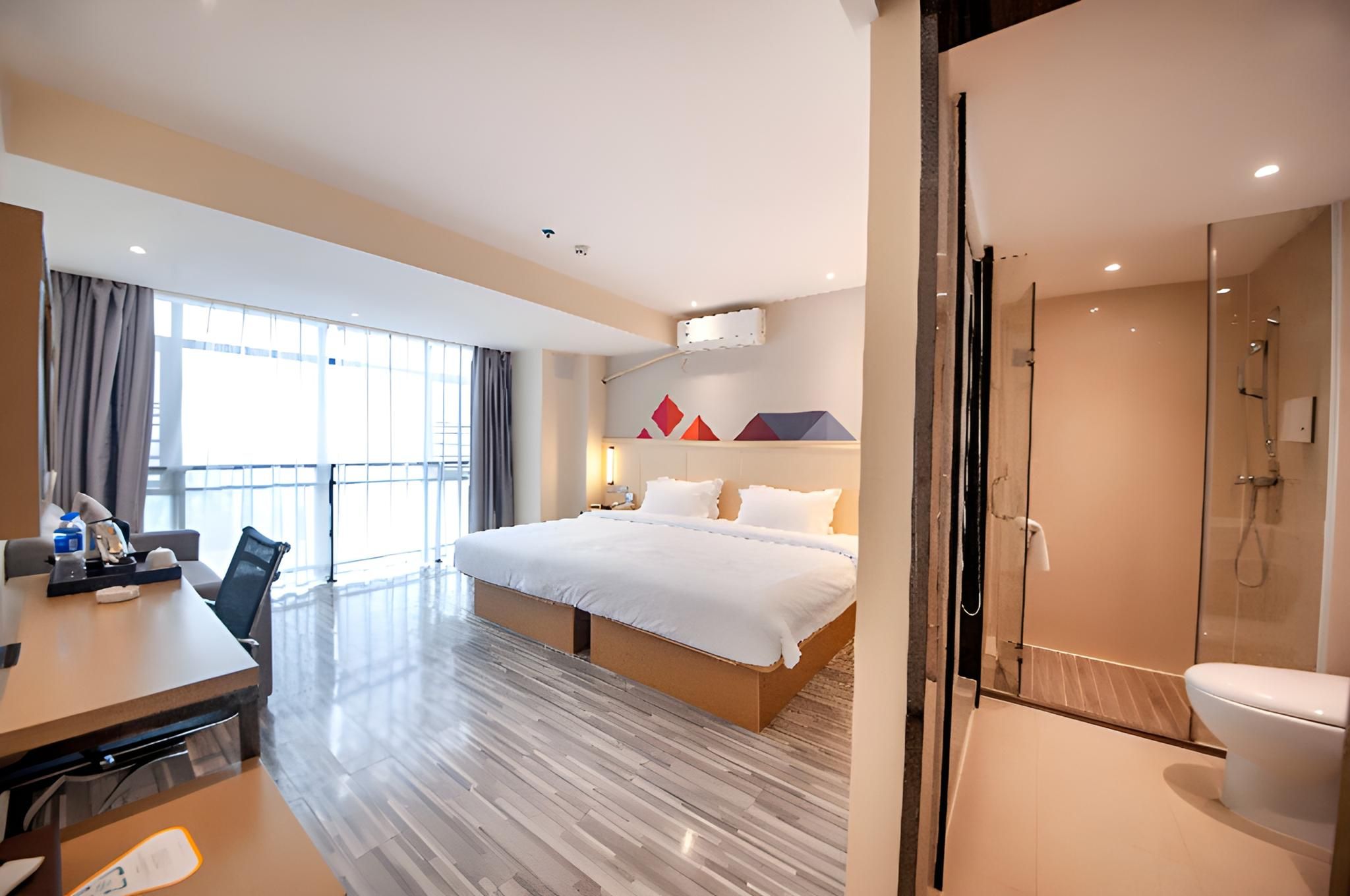 Dossen - Bed Room With View