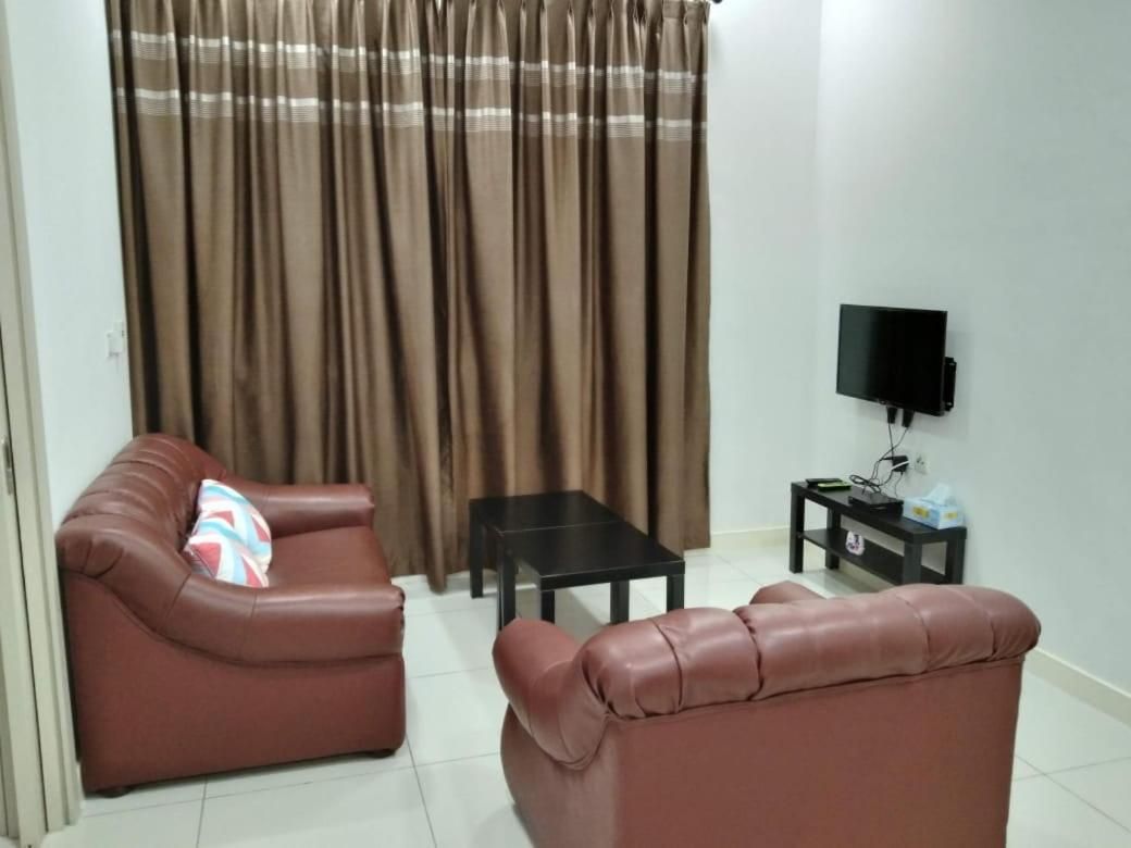 Deluxe Family Suite