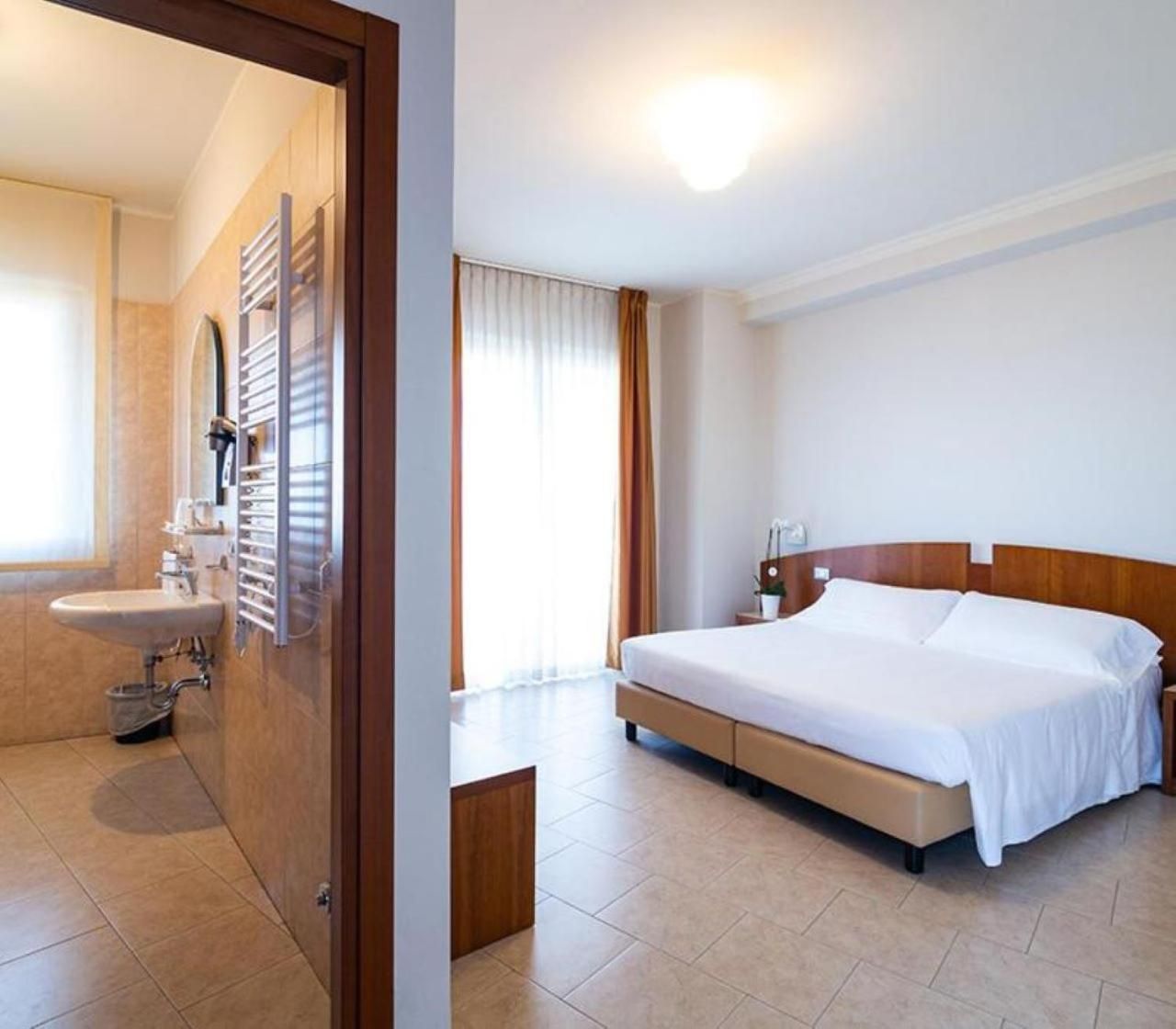 Classic Double Room with Sea View