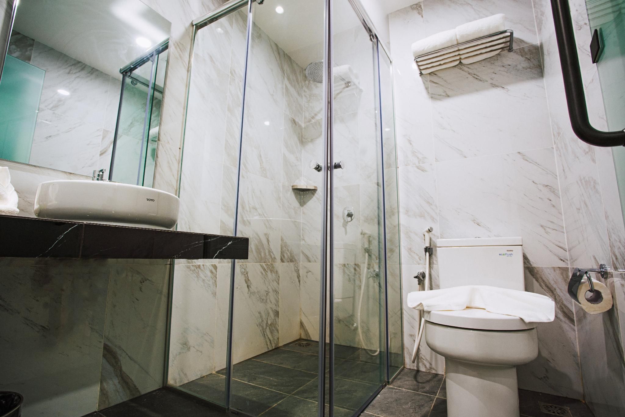 Comfortel  Standard Twin Room without Window 3