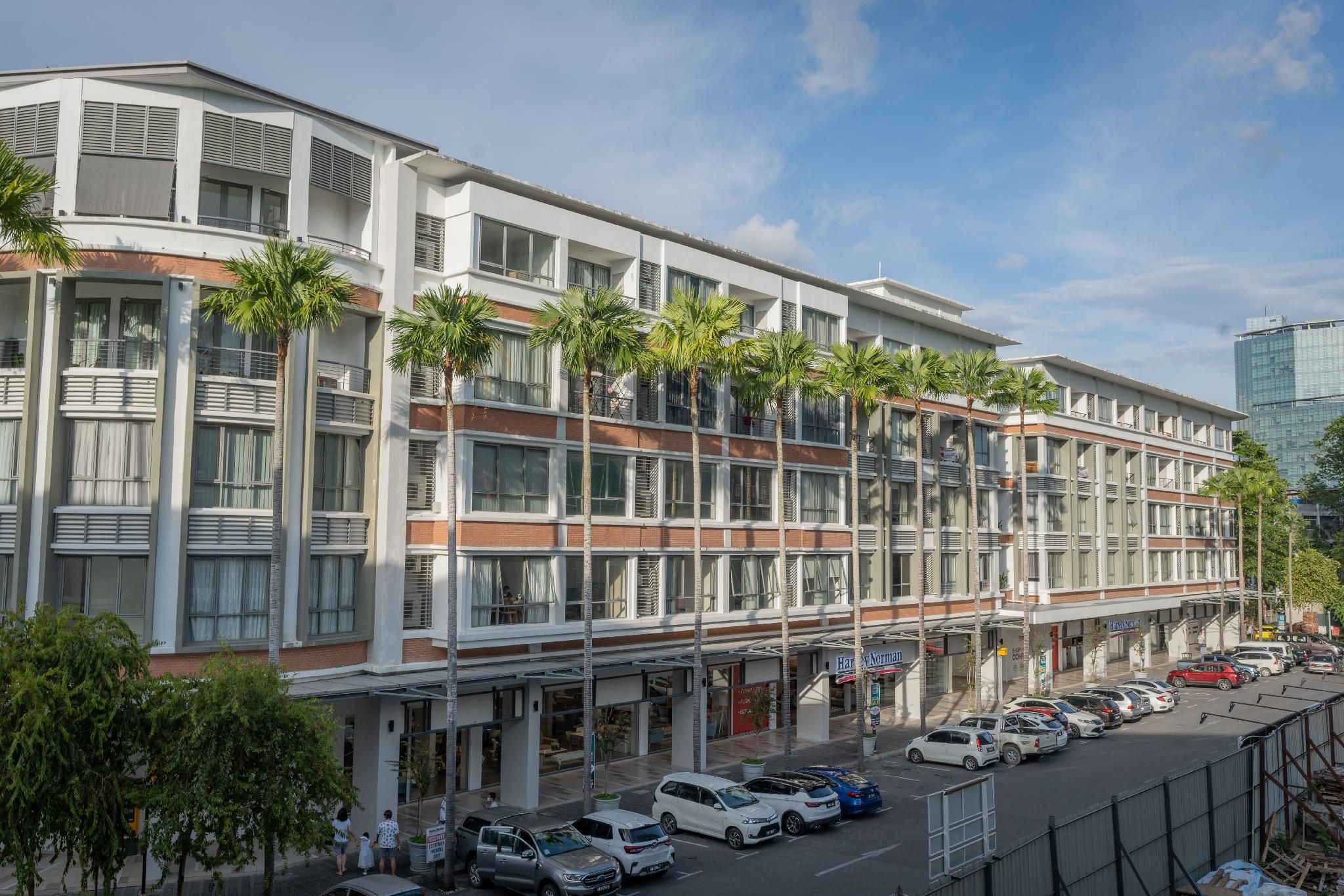 Marina Times Square by Evernent