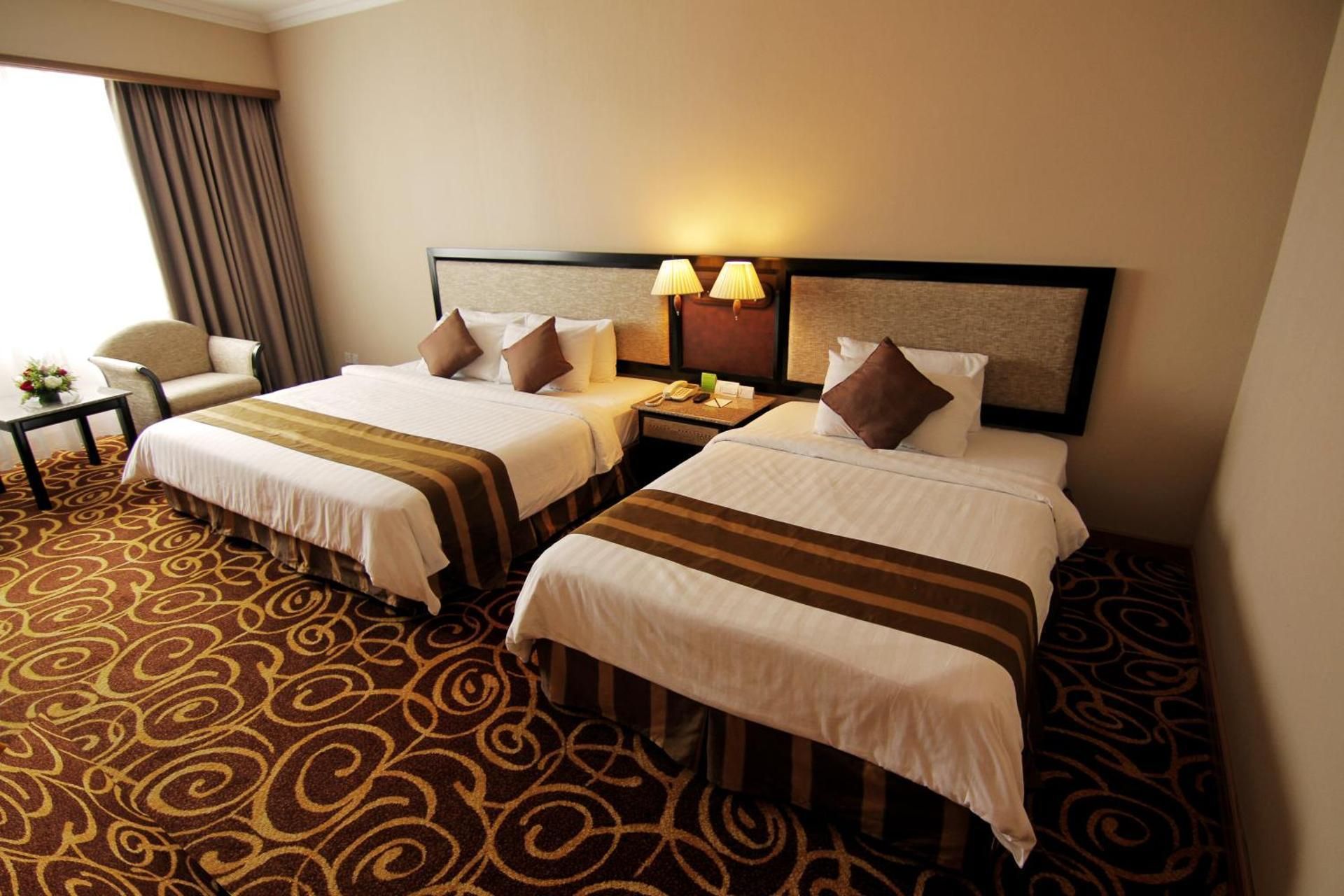 Family Room (2 Adults 2 Children only)