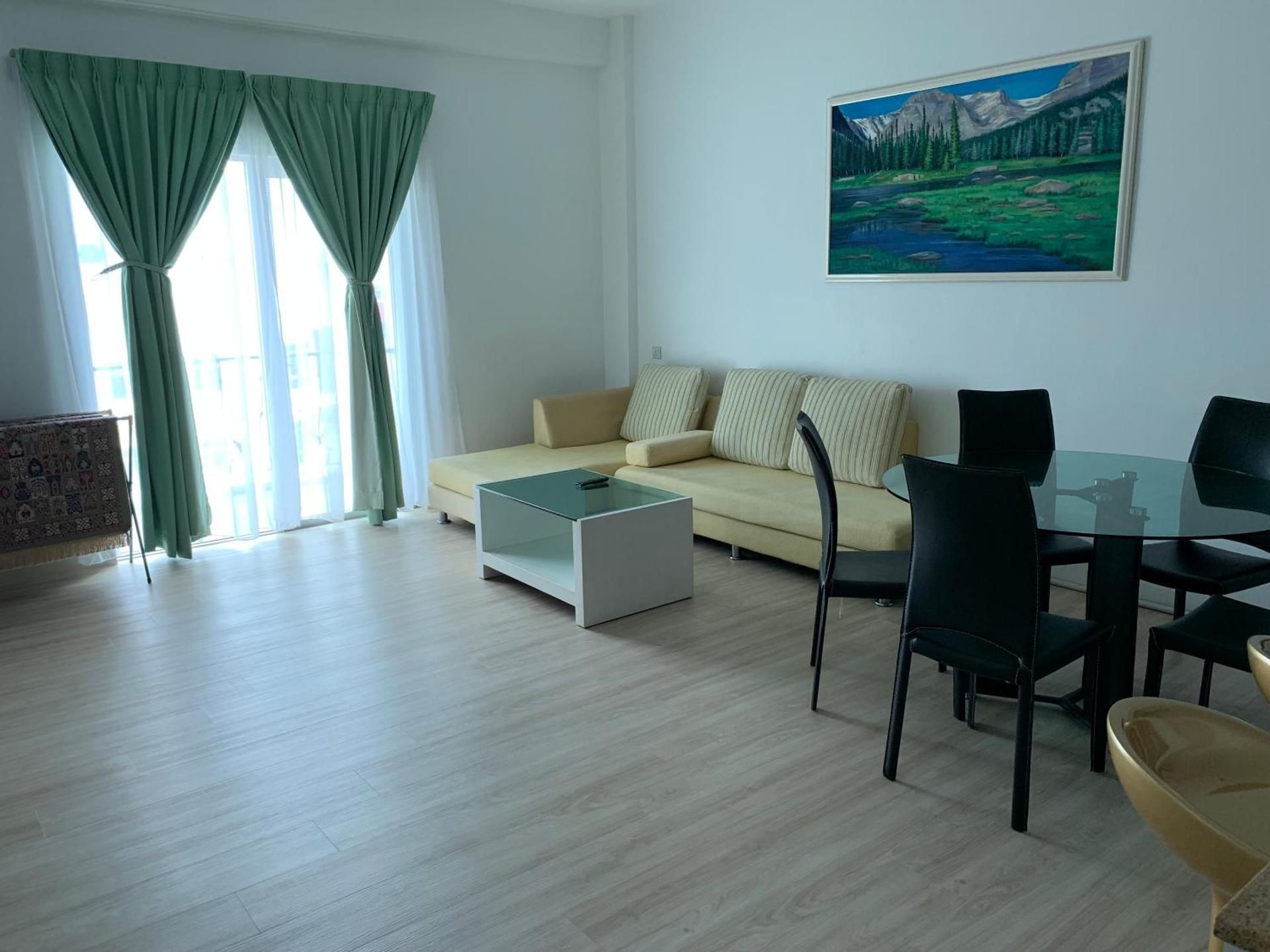Mciti Suites 2 bedrooms