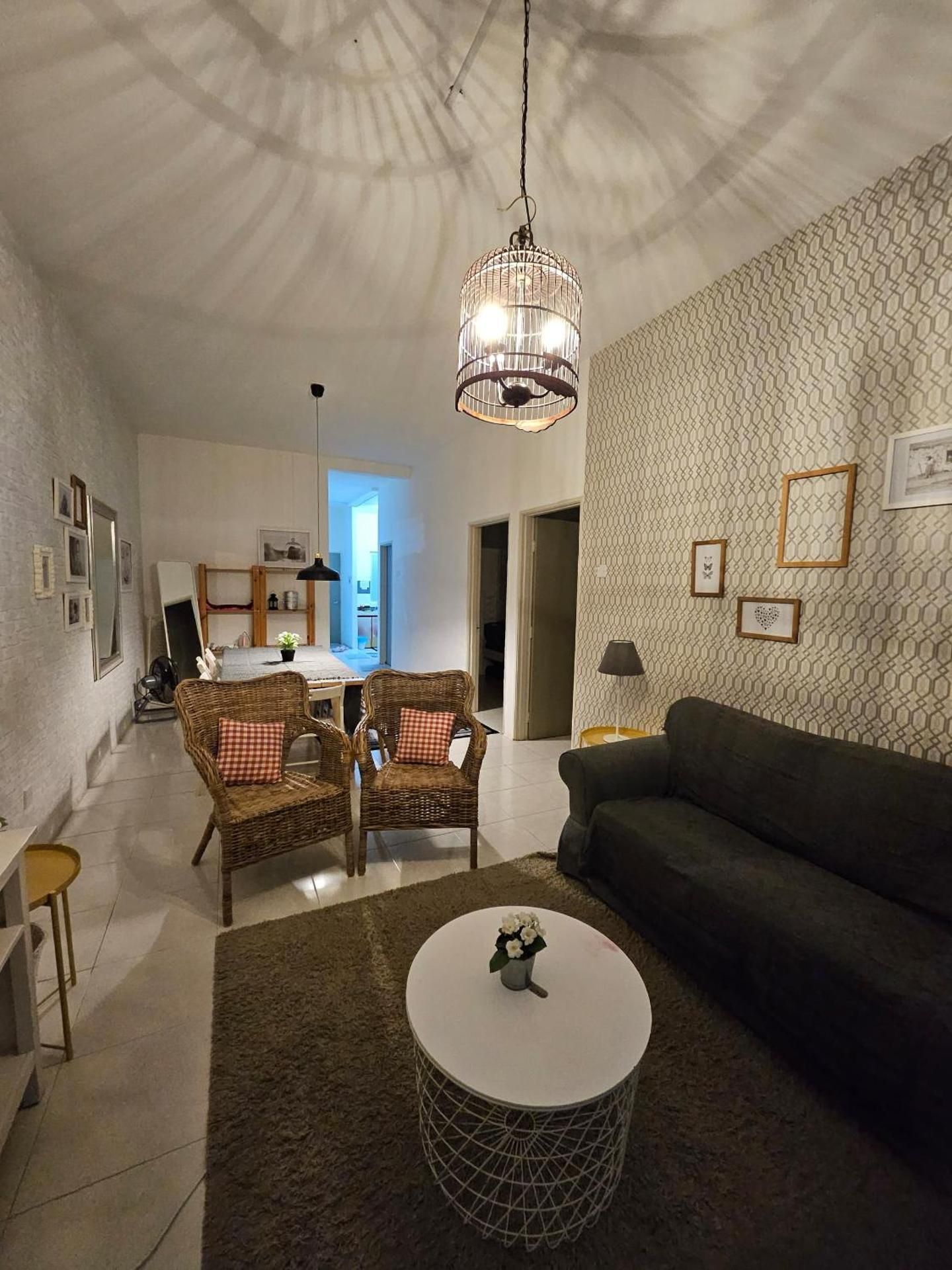 Three-Bedroom Apartment with Balcony