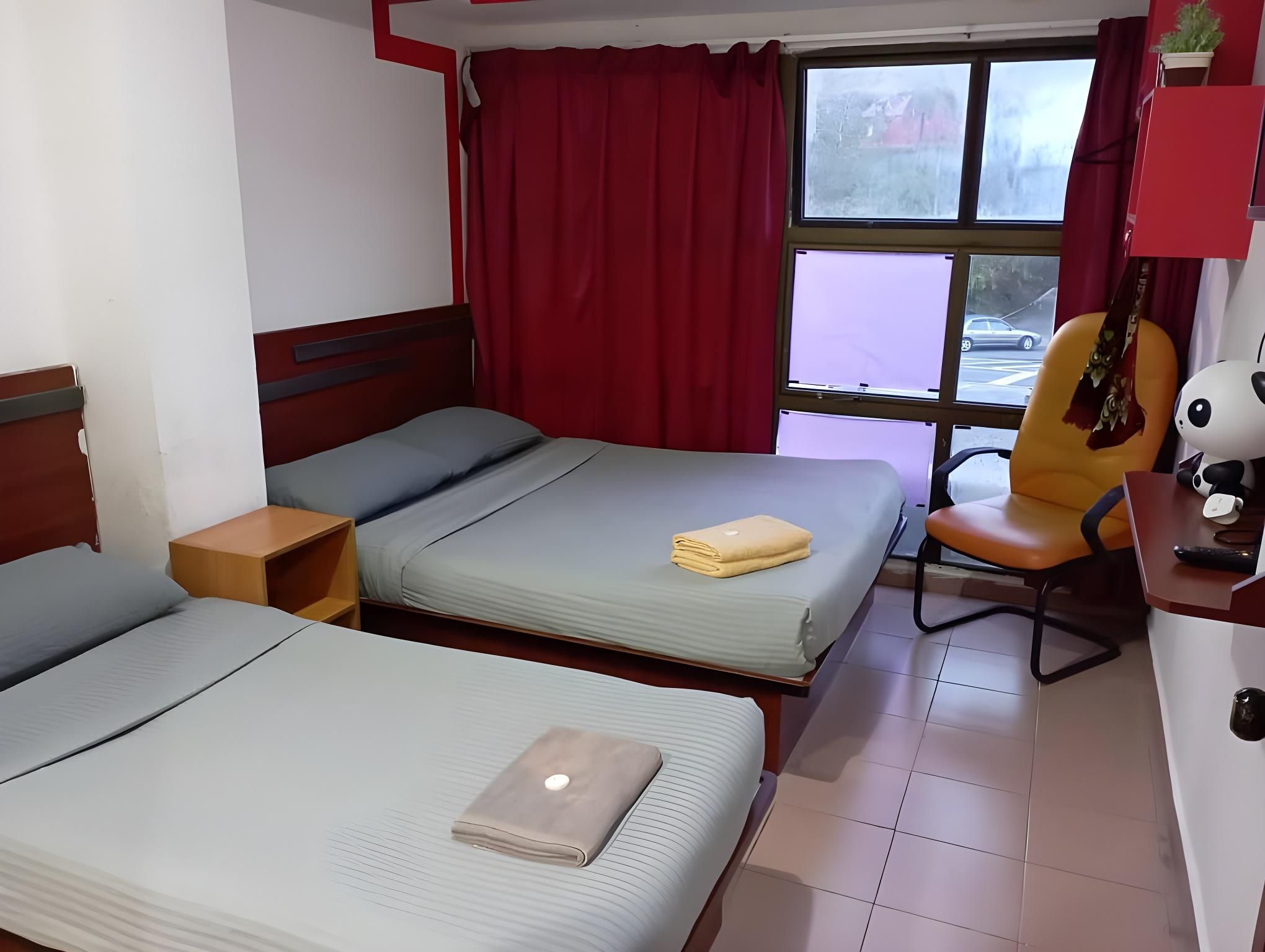 2 Double Bed