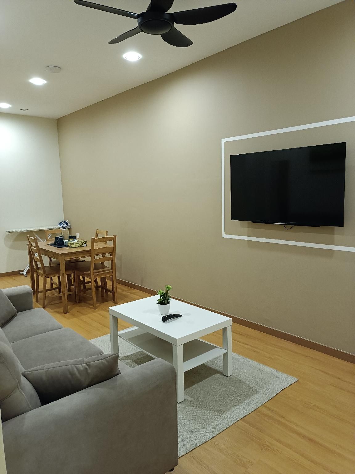 Family, 2 Bedroom Apartment