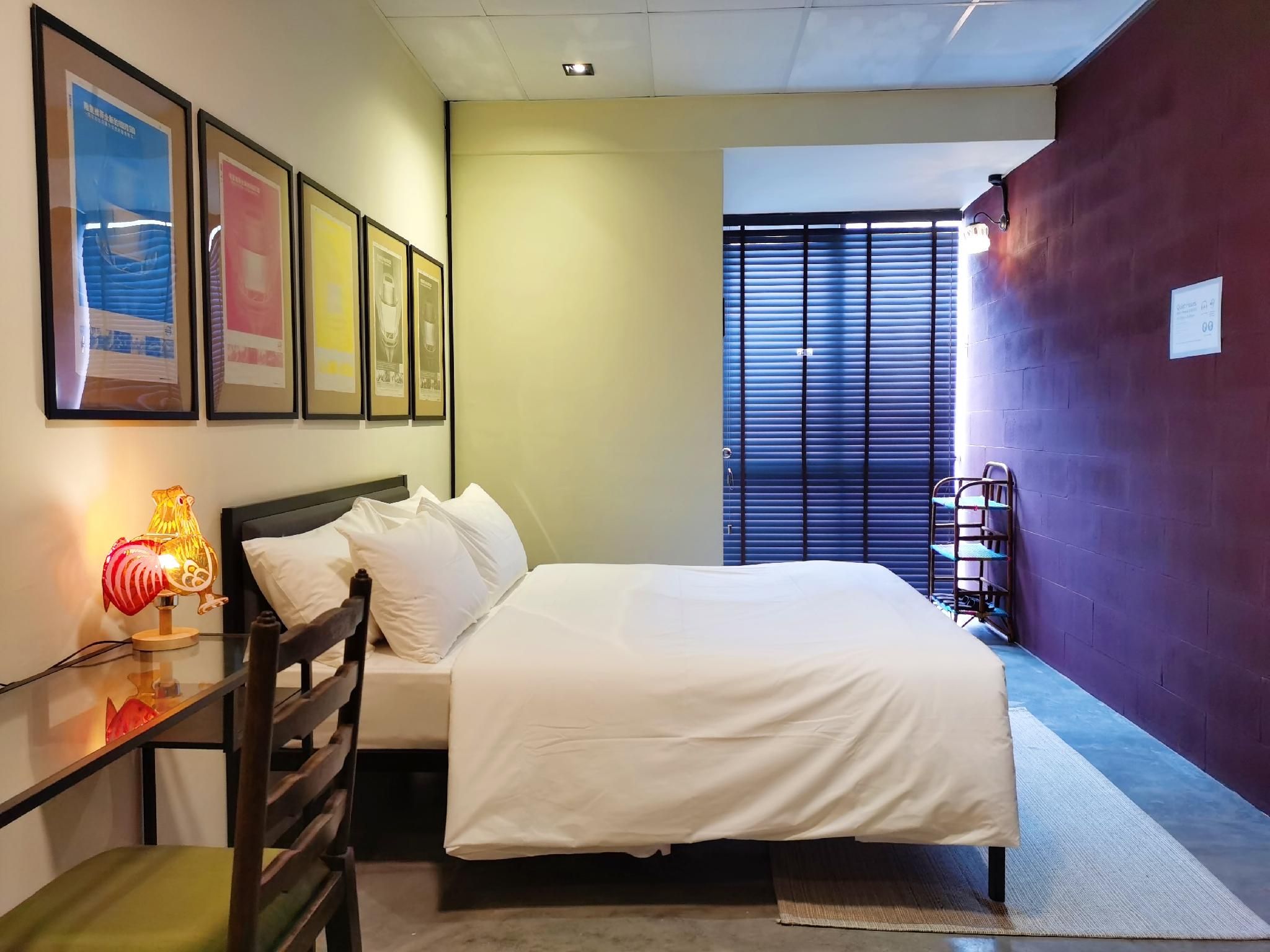 Double Room with Shared Bathroom