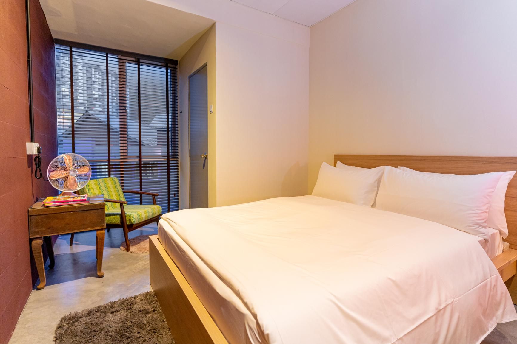 Double Room with shared bathroom room